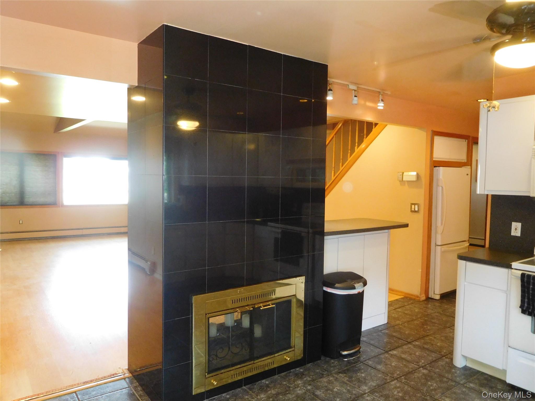 #8 photo, 231 Willowood Drive, ナッソー郡 Wantagh , NY 11793