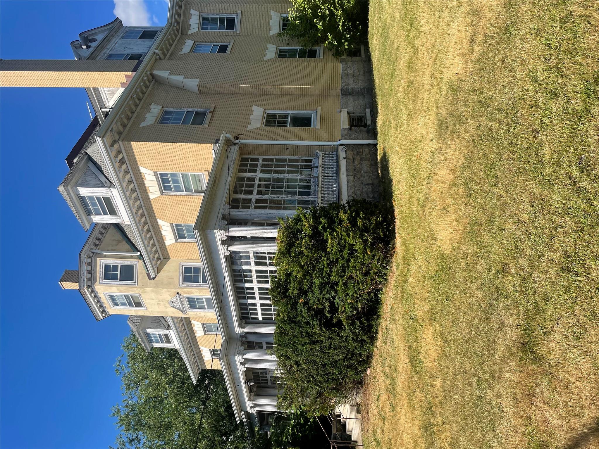 #1 photo, 165 Summit Avenue, Mount Vernon , NY 10550