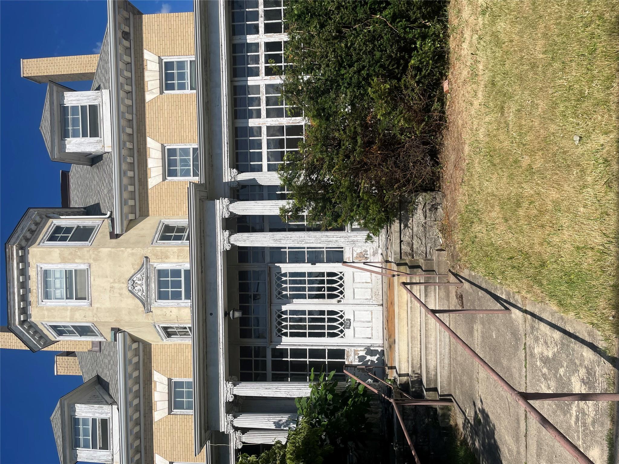 #2 photo, 165 Summit Avenue, Mount Vernon , NY 10550