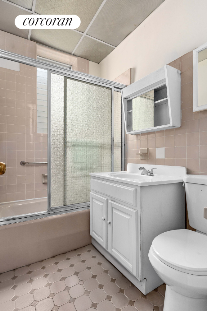 #7 photo, 845 BAY RIDGE Avenue, ブルックリン区 Dyker Heights , NY 11220