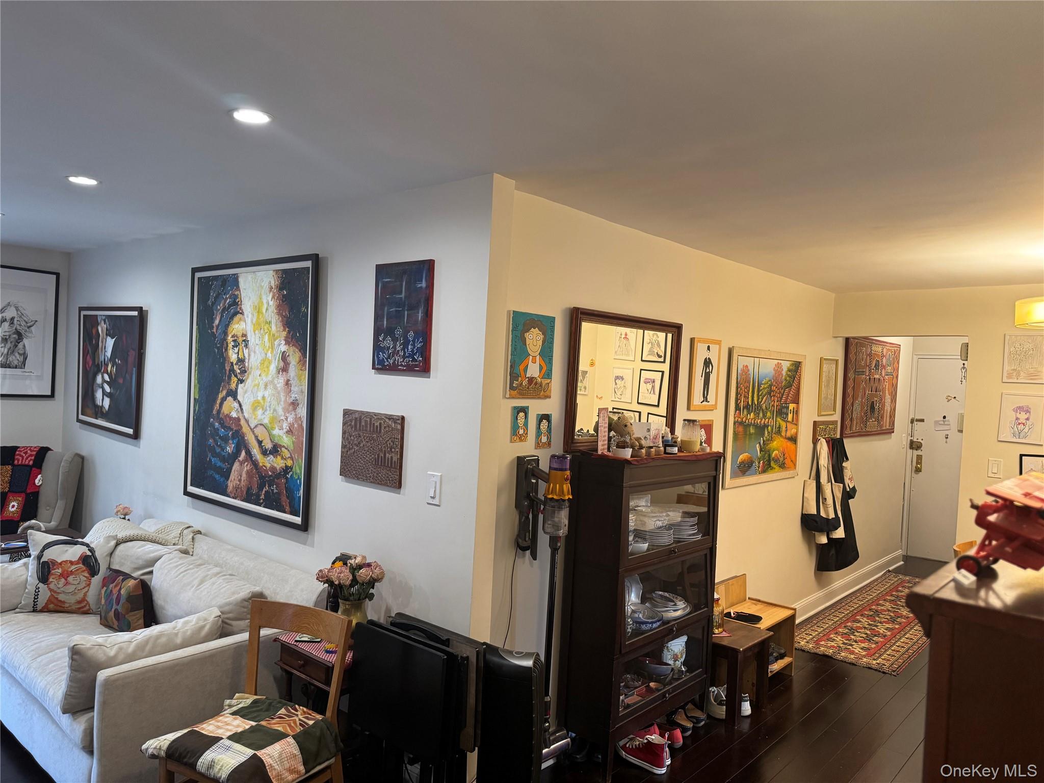 #16 photo, 33-27 91st Street, কুইন্‌স Jackson Heights , NY 11372