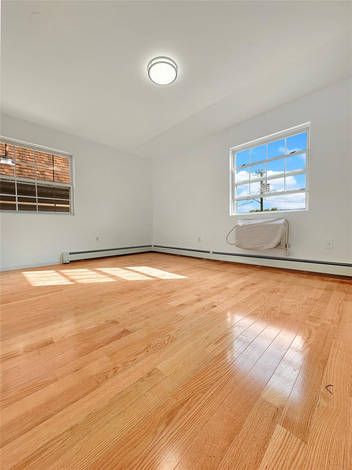 #11 photo, 10835 157th Street, Jamaica , NY 11433