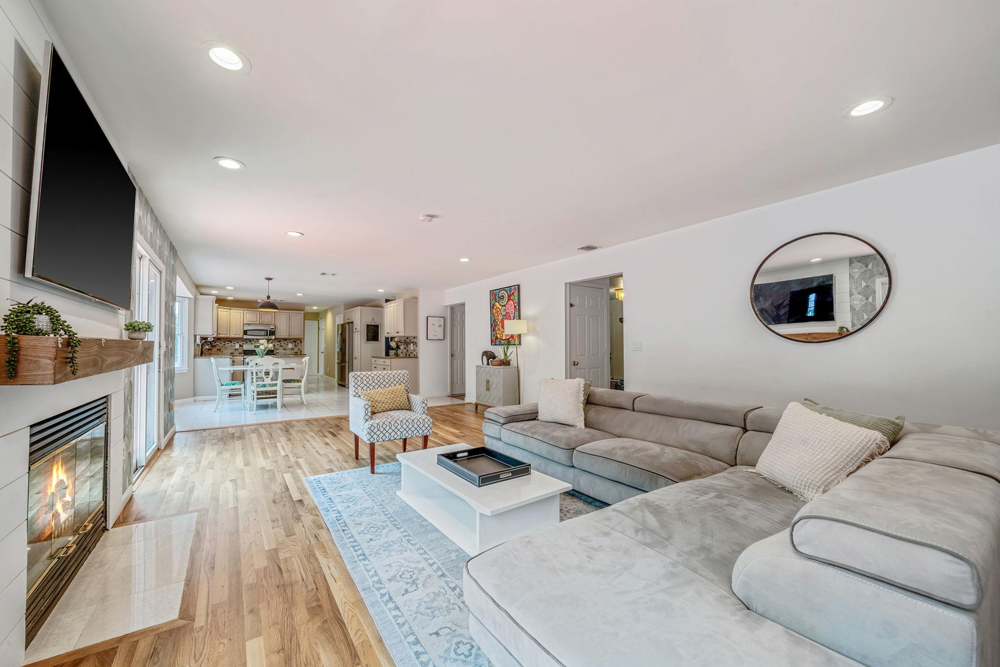 #19 photo, 85 Caramel Road, Commack , NY 11725