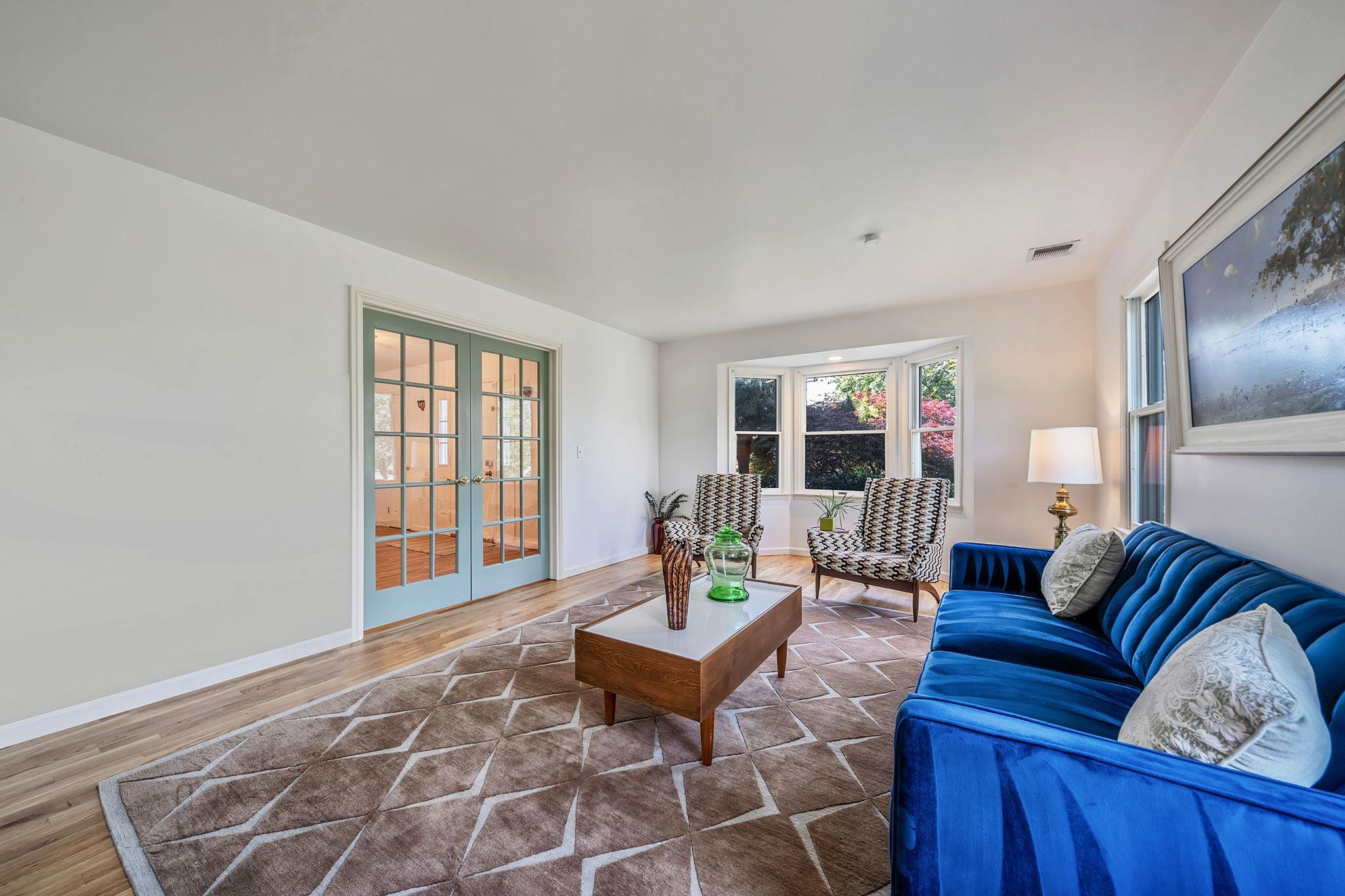 #7 photo, 85 Caramel Road, Commack , NY 11725