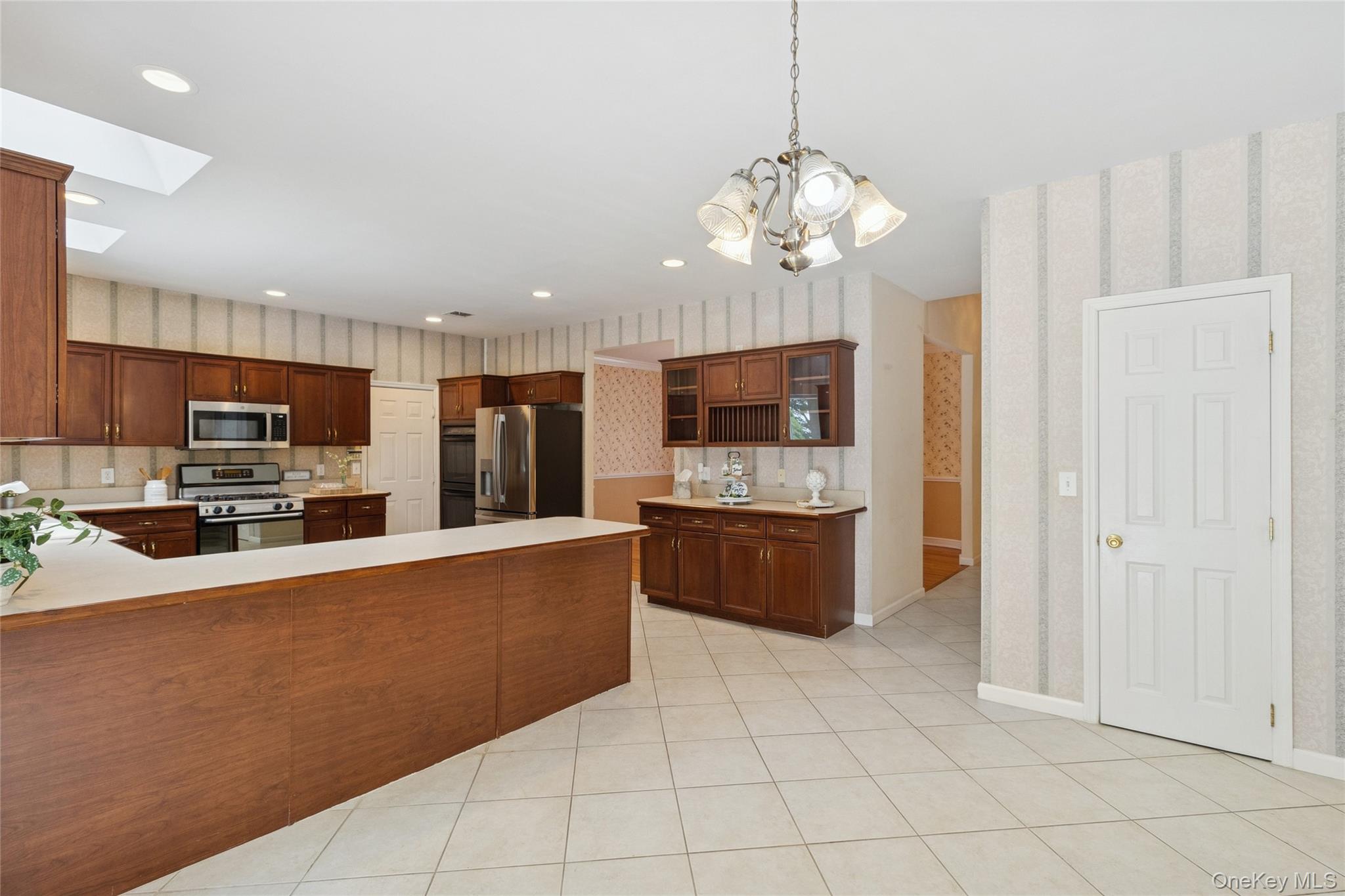 #16 photo, 3 Heidi Lane, サフォーク郡 Mount Sinai , NY 11766