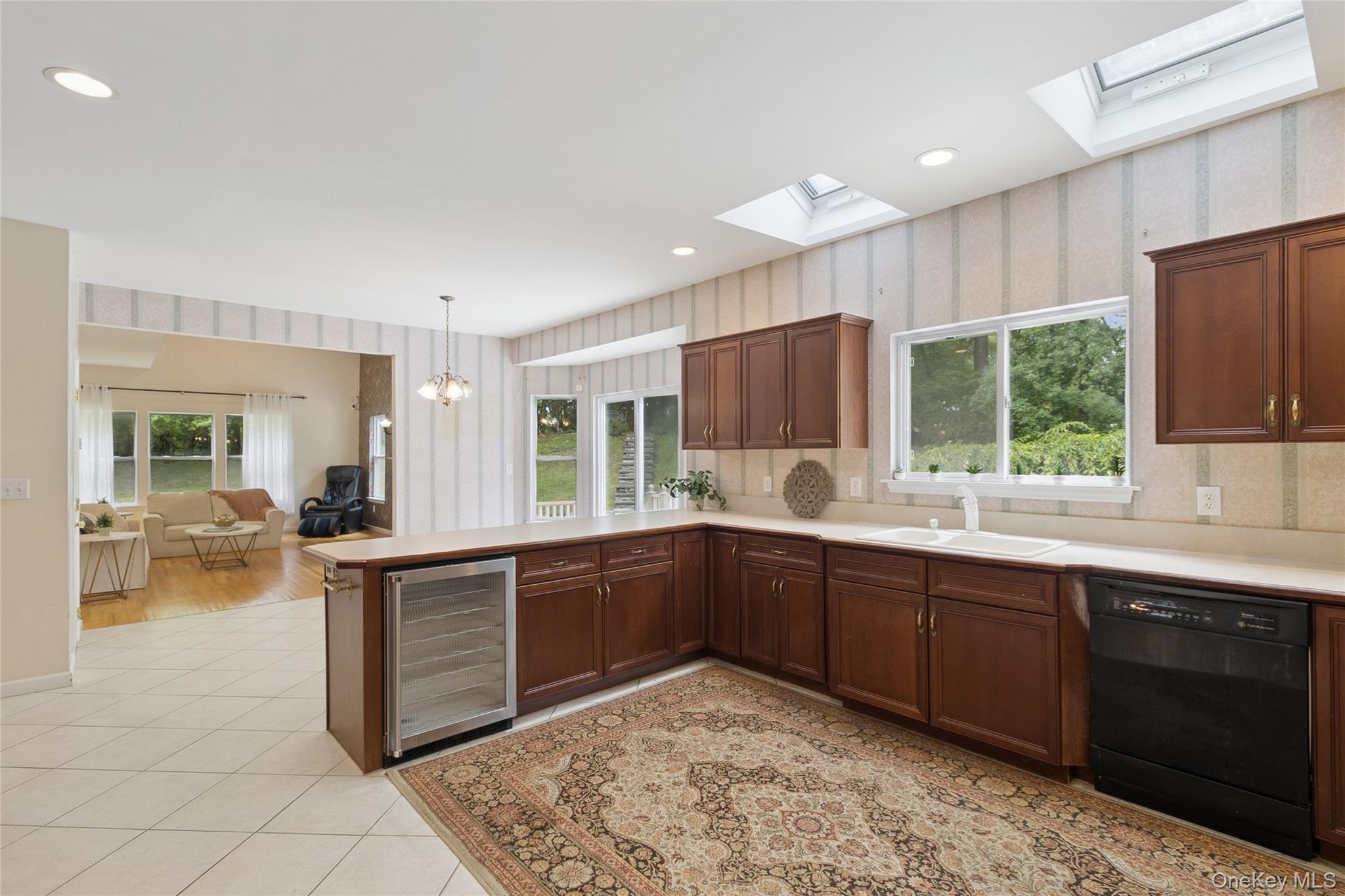 #18 photo, 3 Heidi Lane, サフォーク郡 Mount Sinai , NY 11766