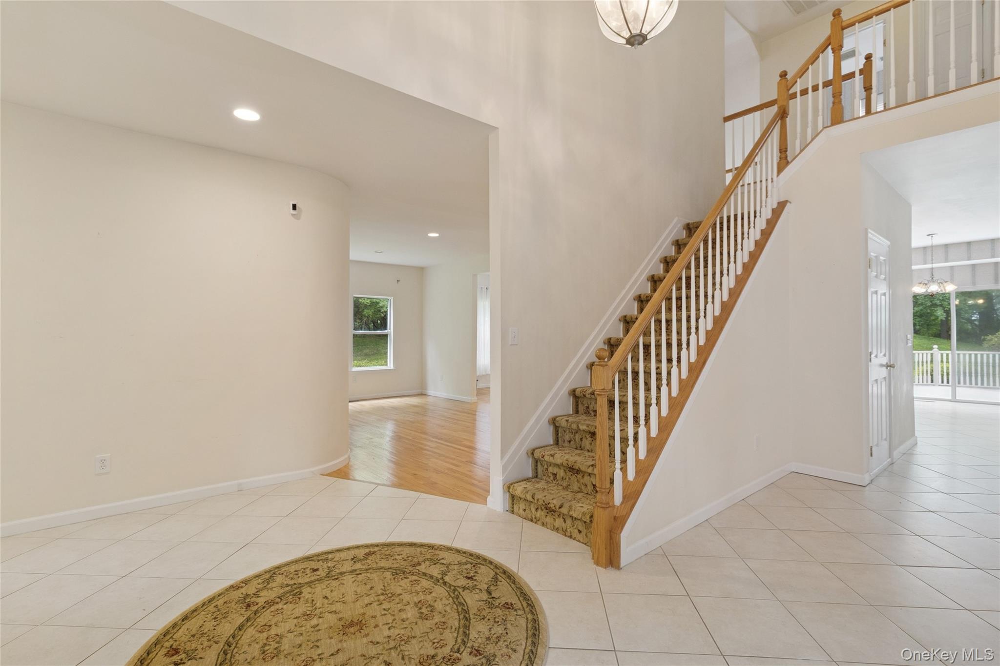 #6 photo, 3 Heidi Lane, サフォーク郡 Mount Sinai , NY 11766