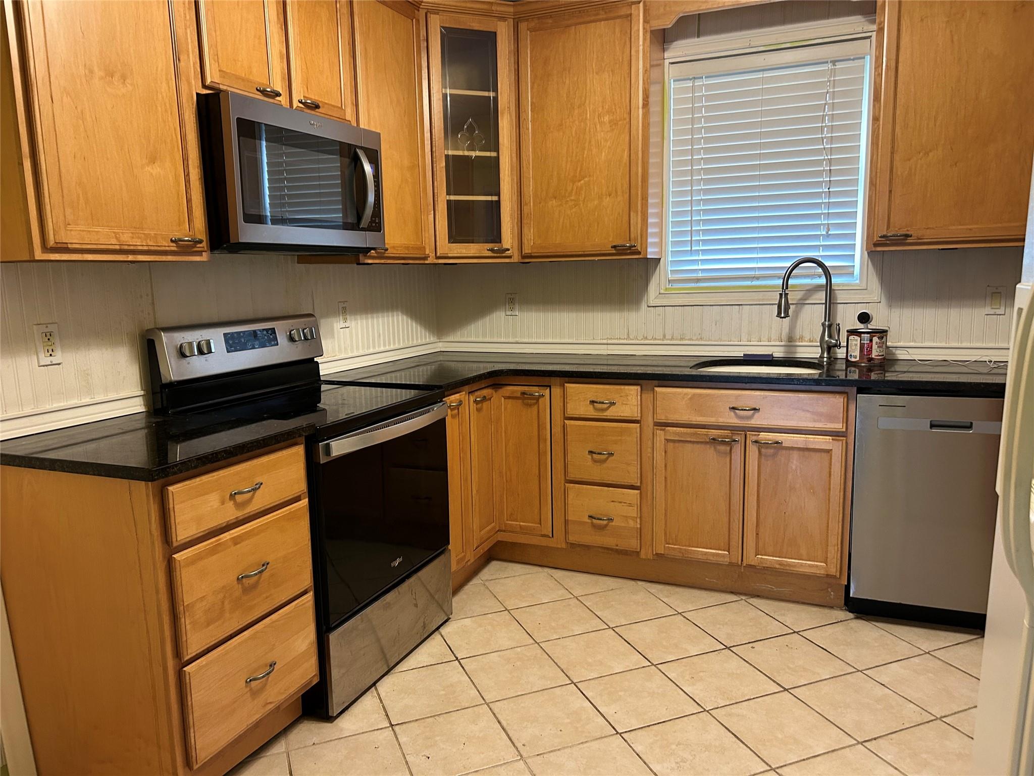 #3 photo, 42 Columbia Street, Poughkeepsie , NY 12601