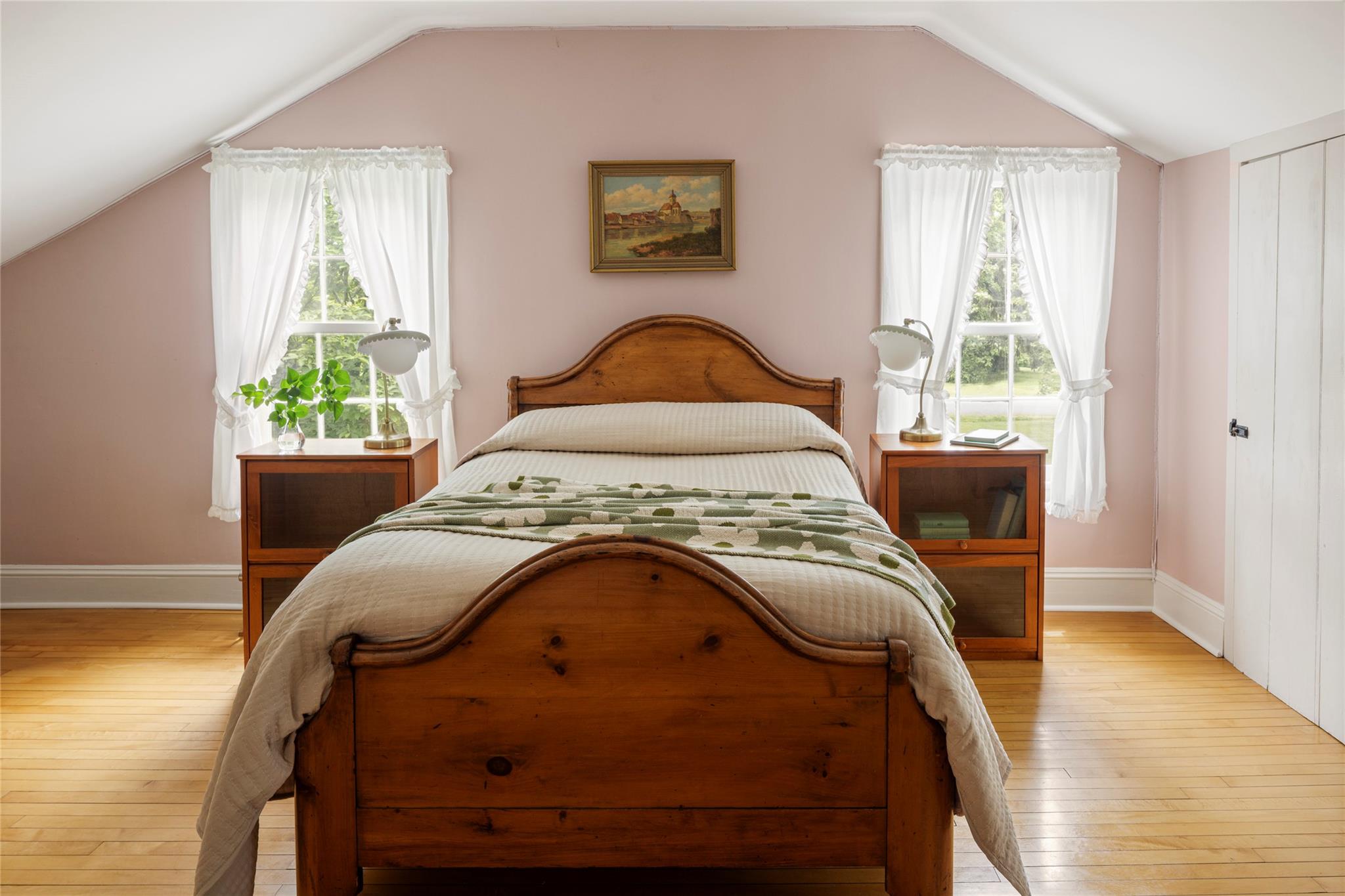 #18 photo, 797 Western Road, Call Listing Agent , NY 12033