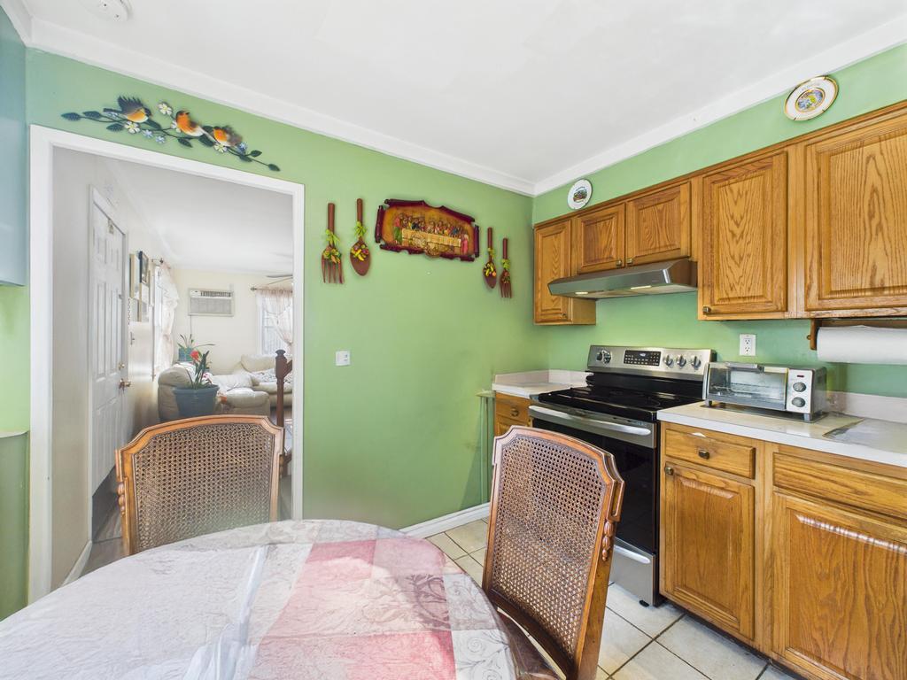 #8 photo, 335 Loring Road, Levittown , NY 11756