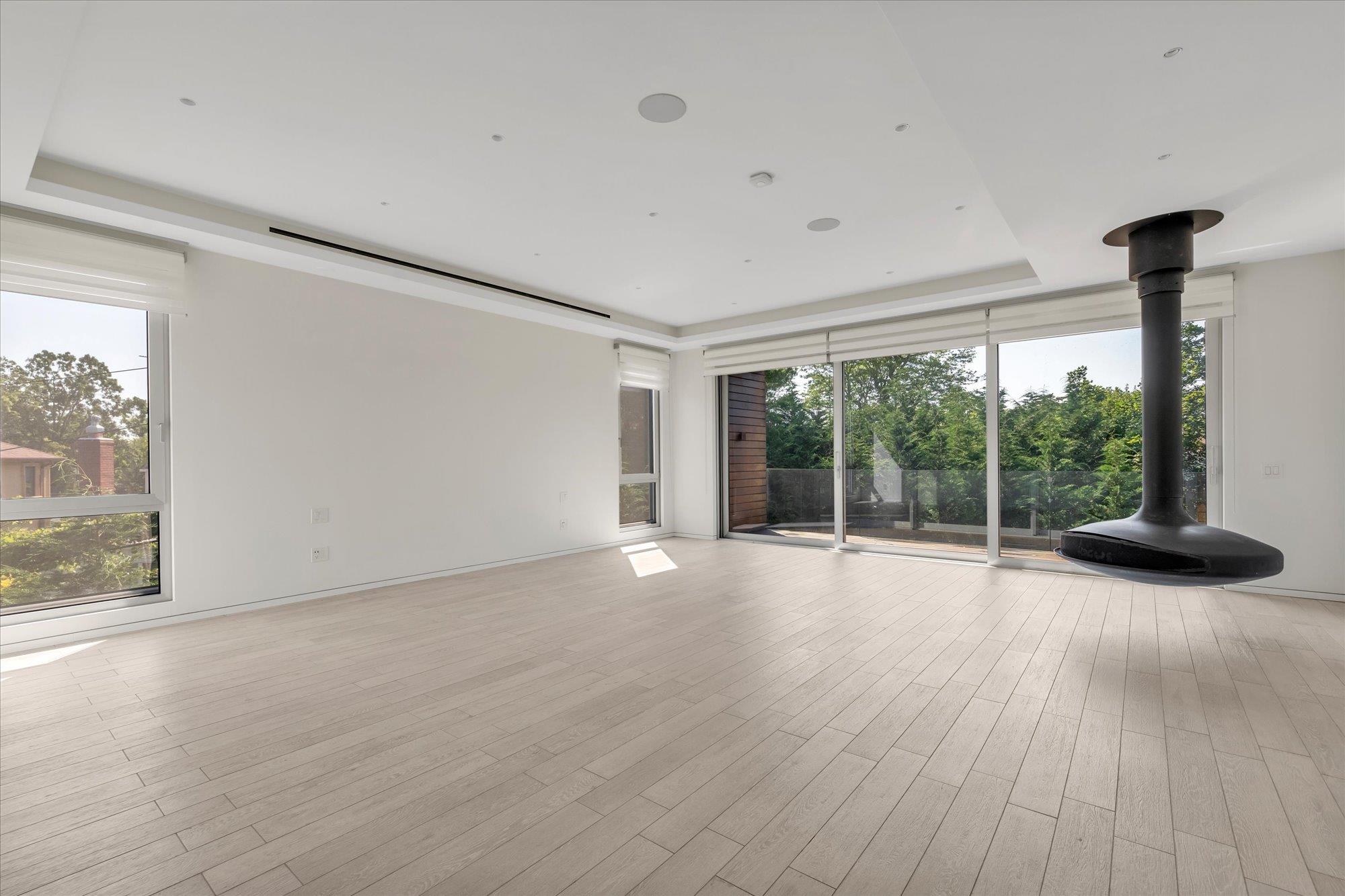 #12 photo, 1555 Stevenson Road, ナッソー郡 Hewlett , NY 11557