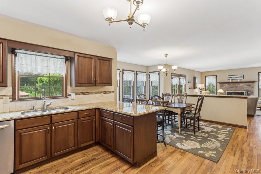 #11 photo, 6295 N Country Road, サフォーク郡 Wading River , NY 11792