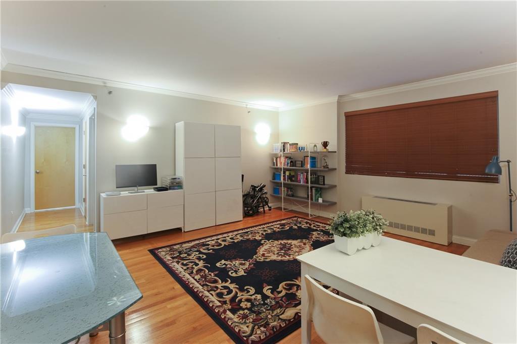 #4 photo, 9935 Shore Road, ブルックリン区 Brooklyn , NY 11209