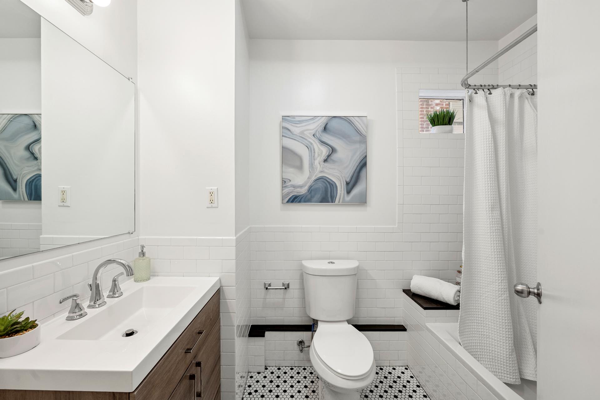 #11 photo, 222 E 17TH Street, マンハッタン Gramercy Park , NY 10003