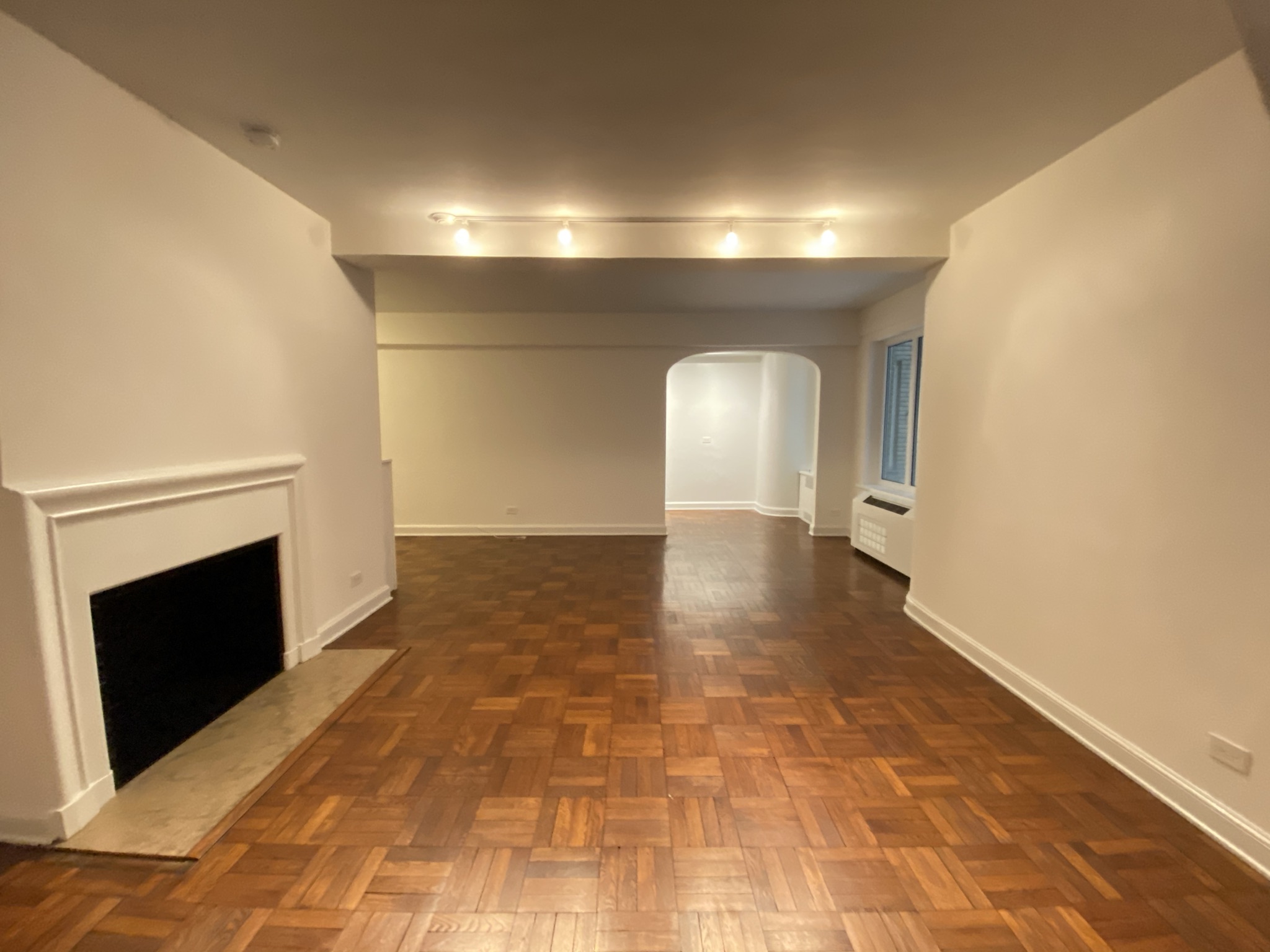 #1 photo, 40 CENTRAL Park S, مانهاتن Central Park South , NY 10019