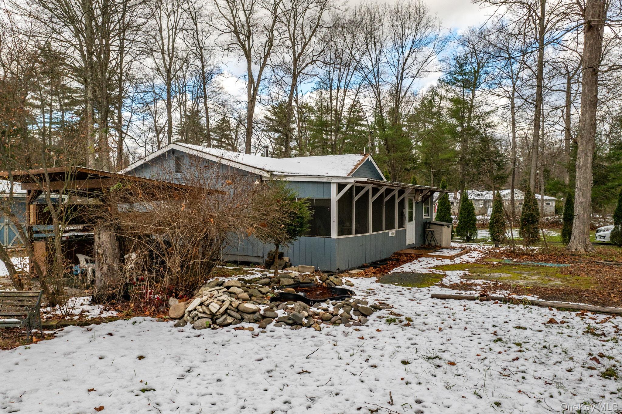 #7 photo, 3 Avenue, Godeffroy , NY 12729