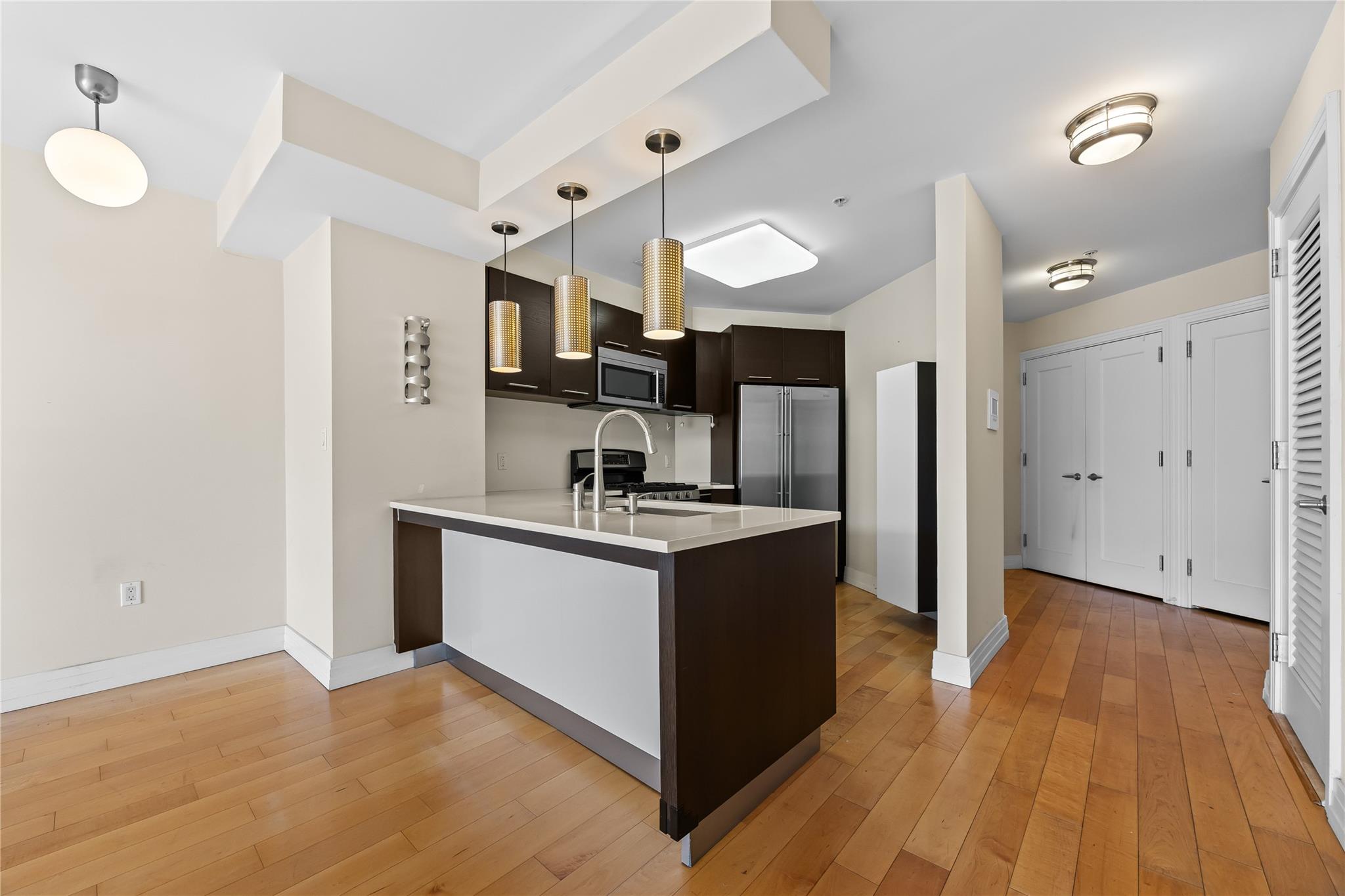 #19 photo, 64-05 Yellowstone Boulevard, クイーンズ区 Forest Hills , NY 11375