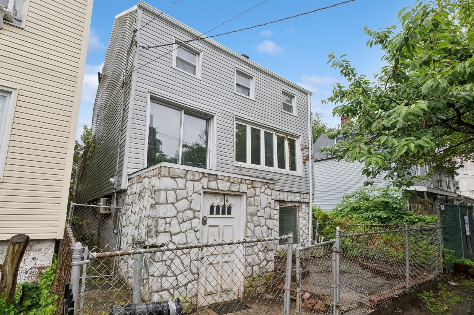#1 photo, 106 Montgomery Avenue, 史丹頓島 Staten Island , NY 10301