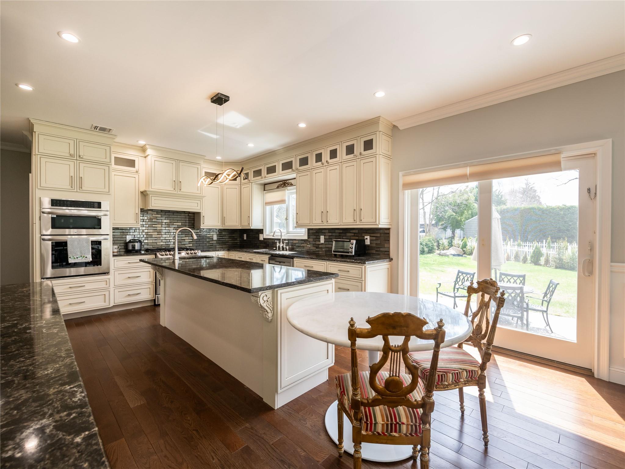 #10 photo, 19 Glenwood Road, ナッソー郡 Glen Head , NY 11545