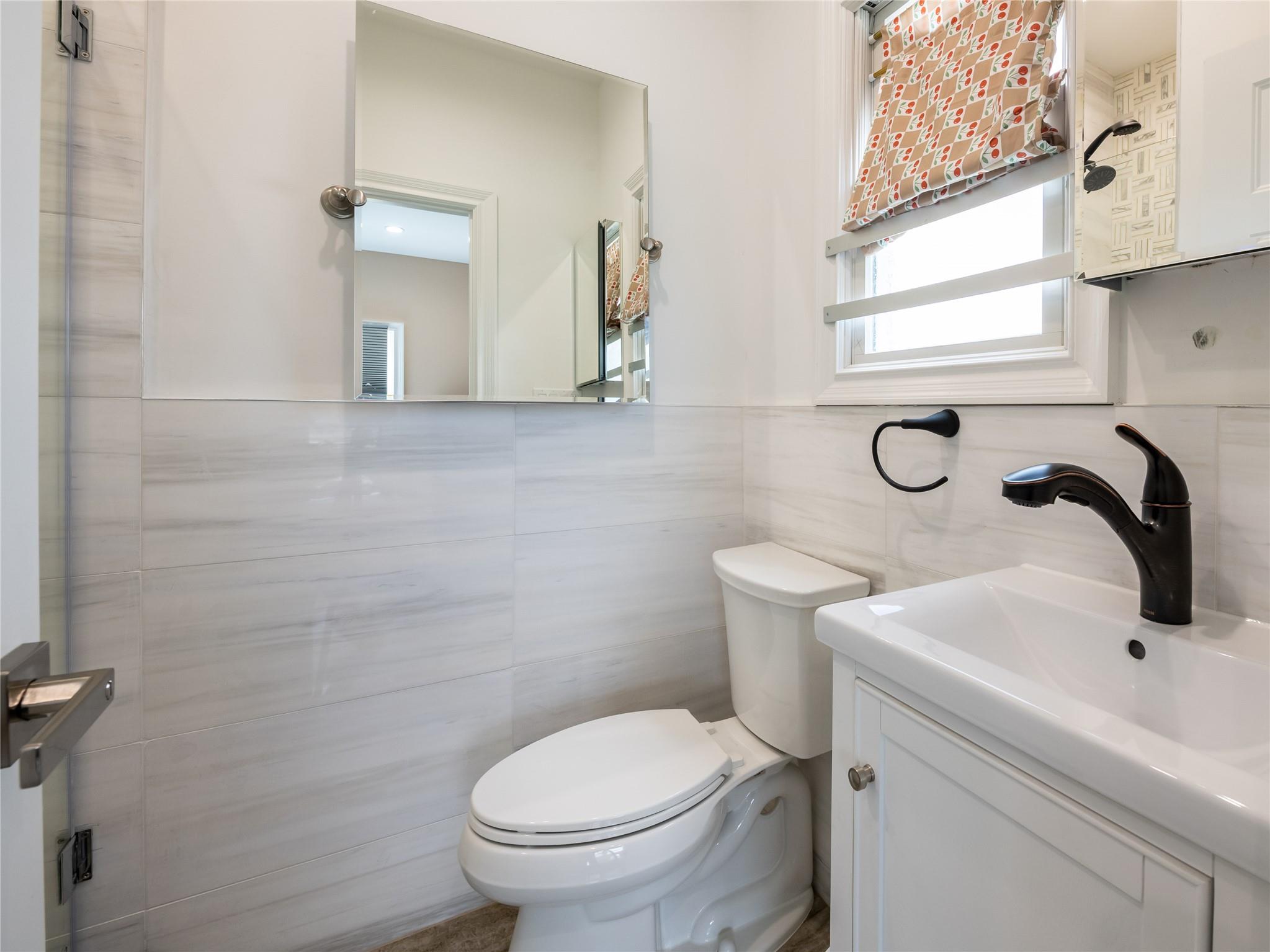 #15 photo, 19 Glenwood Road, ナッソー郡 Glen Head , NY 11545