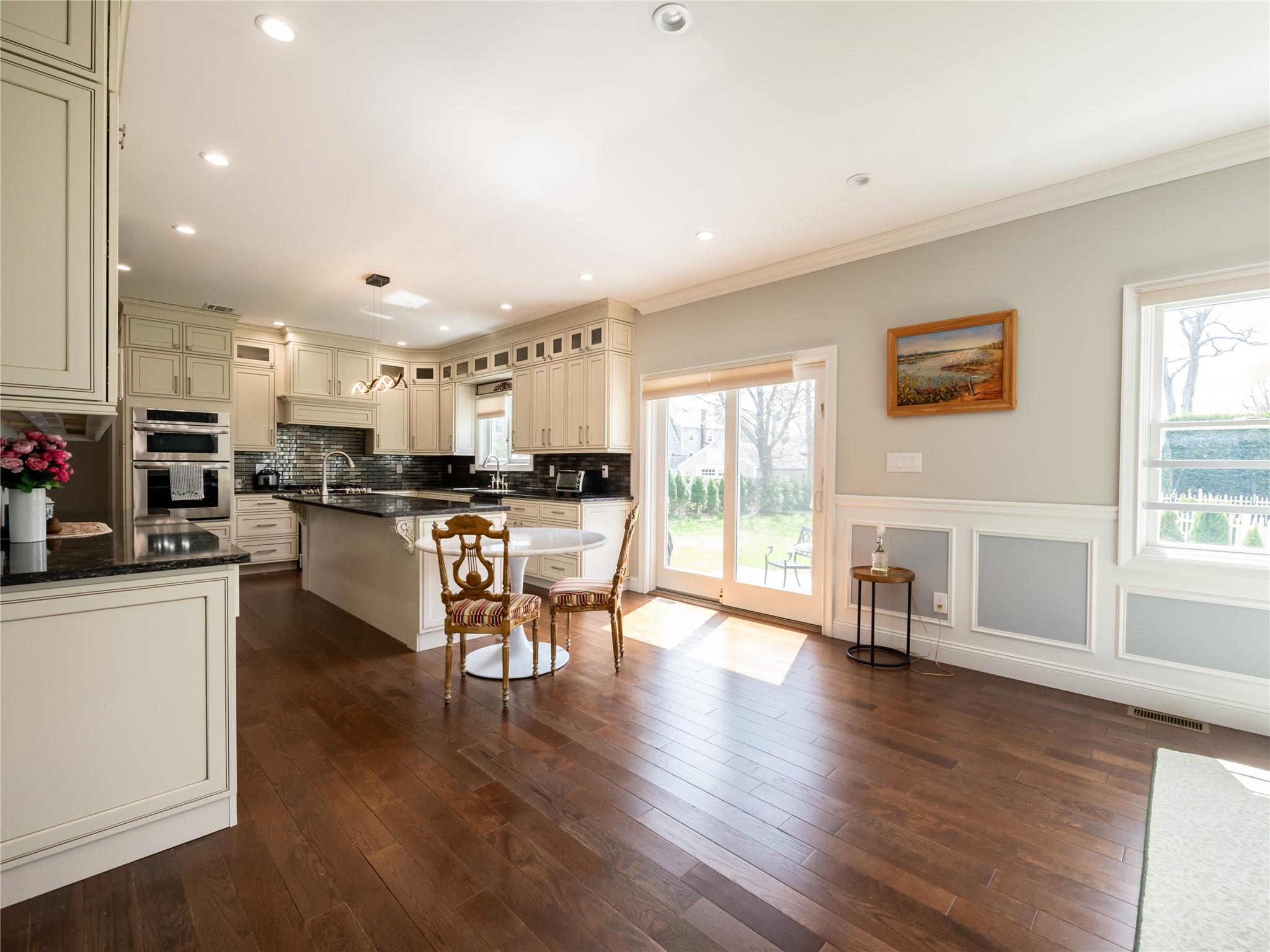 #8 photo, 19 Glenwood Road, ナッソー郡 Glen Head , NY 11545