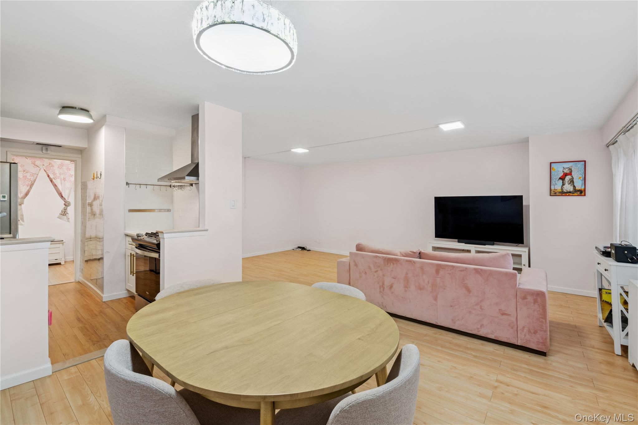 #5 photo, 102-30 66th Road, クイーンズ区 Forest Hills , NY 11375