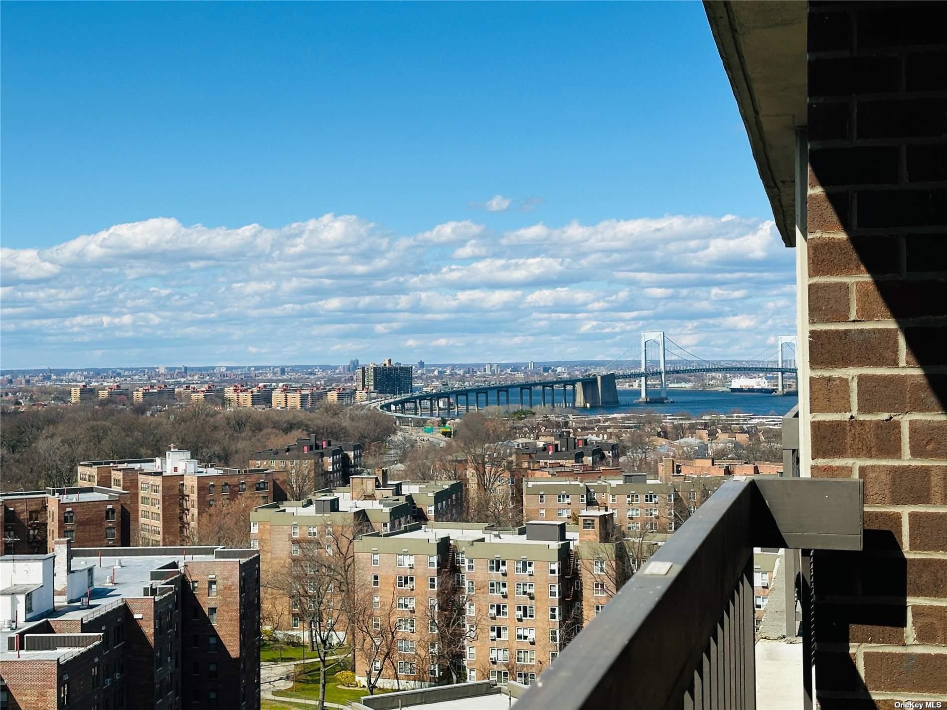 #15 photo, 2 Bay Club Drive, クイーンズ区 Bayside , NY 11360