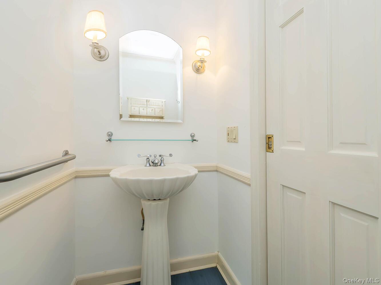 #10 photo, 221 Manhasset Avenue, ナッソー郡 Manhasset , NY 11030