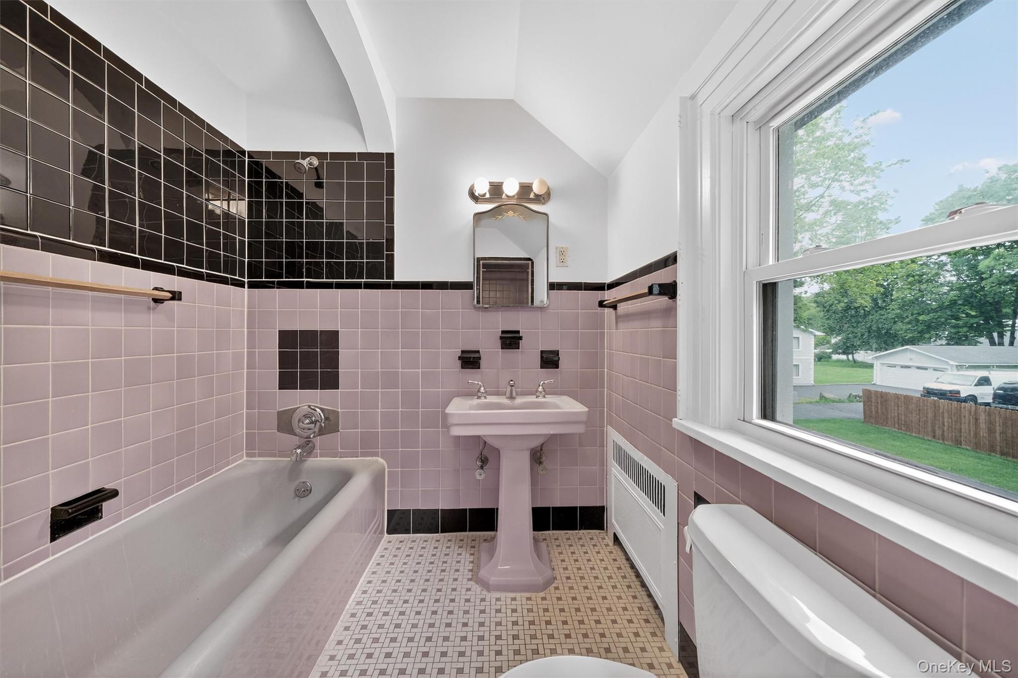 #18 photo, 54 New Hempstead Road, New City , NY 10956