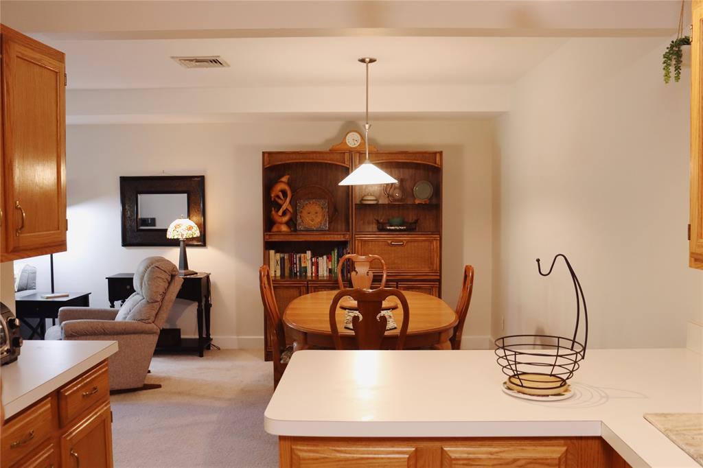 #4 photo, 75 Tivoli Gardens, Red Hook , NY 12583