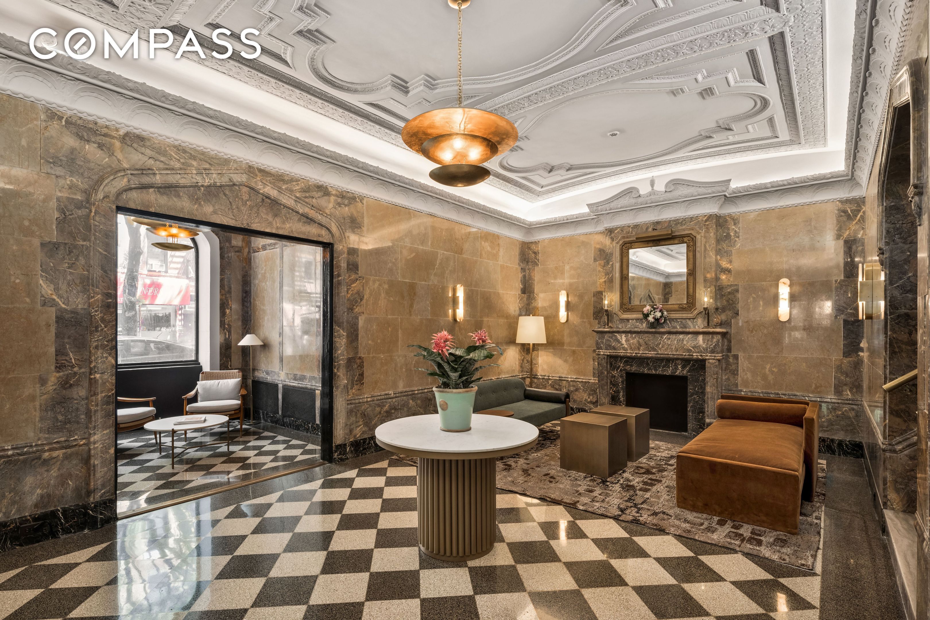 #12 photo, 170 2nd Avenue, マンハッタン East Village , NY 10003