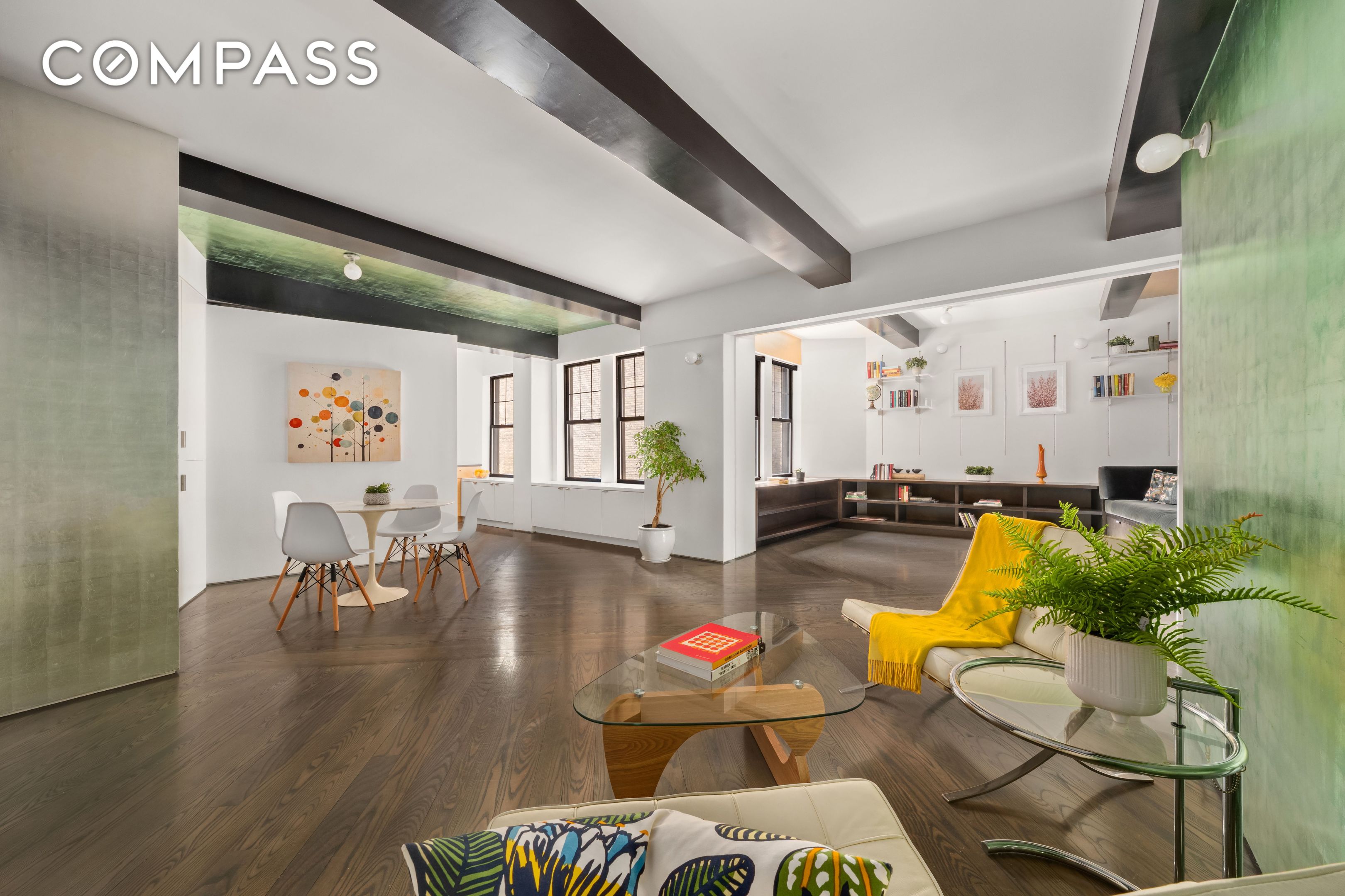 #4 photo, 170 2nd Avenue, マンハッタン East Village , NY 10003