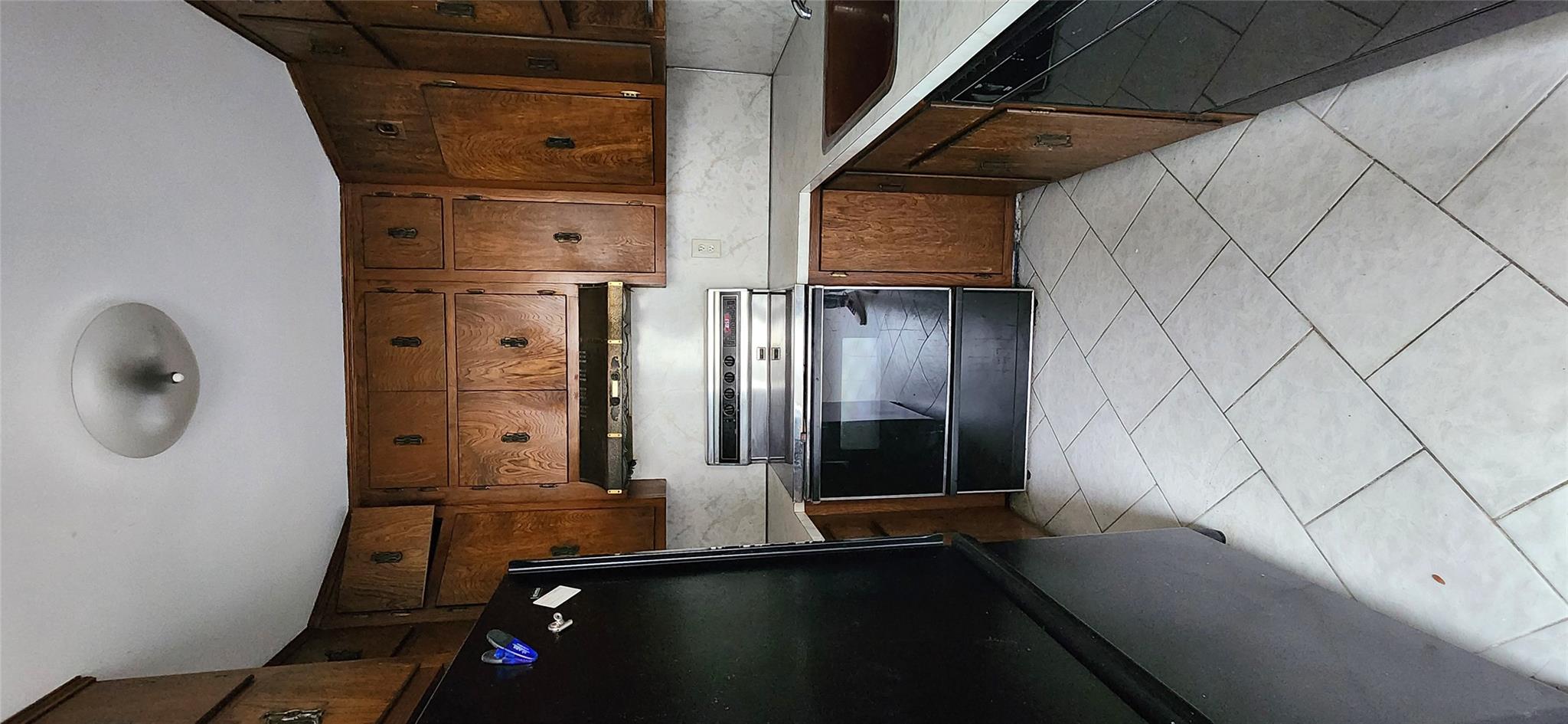 #3 photo, 10759 124th Street, クイーンズ区 Richmond Hill , NY 11419