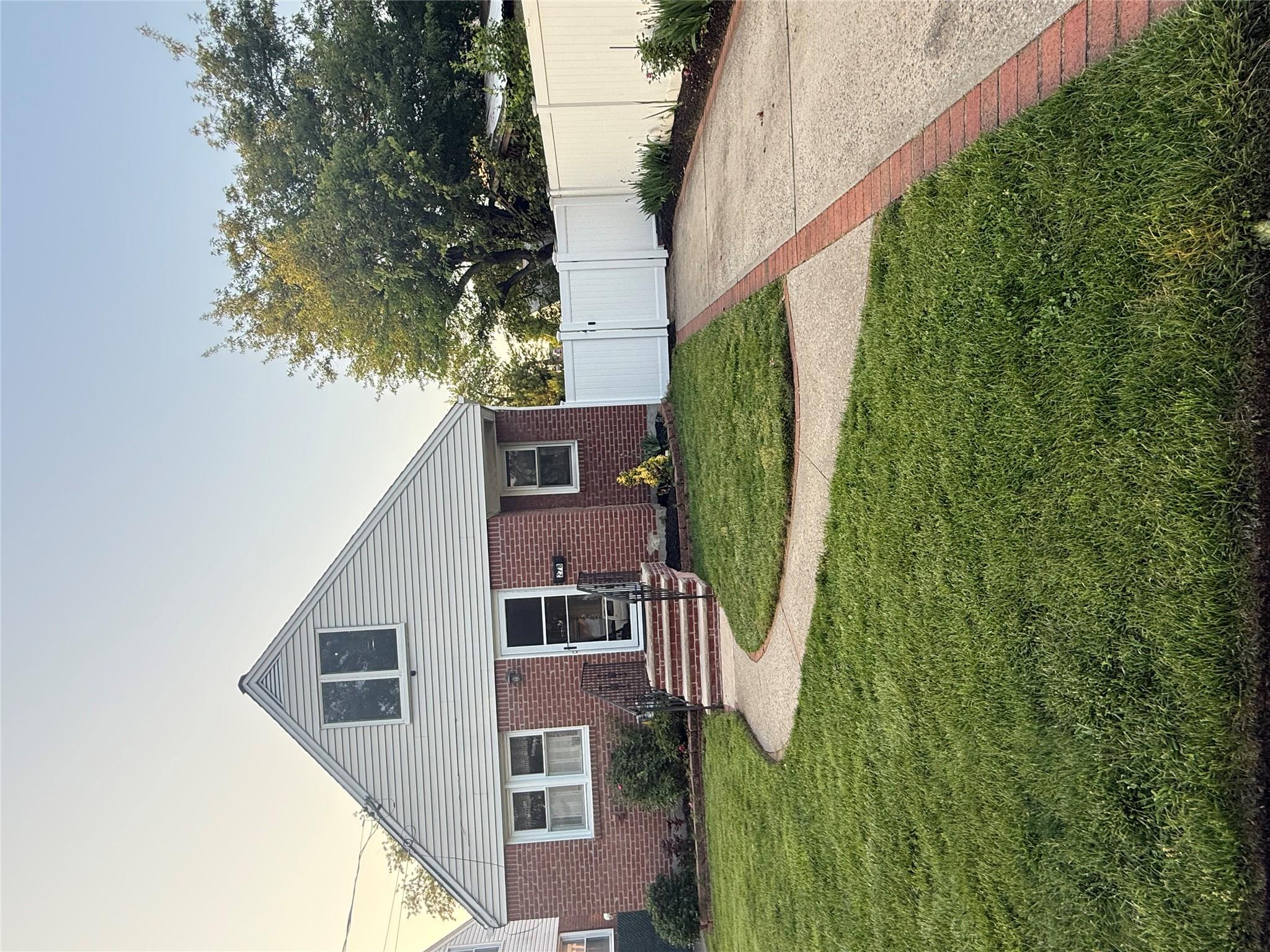 #1 photo, 278 Lexington Avenue, 長島 West Hempstead , NY 11552