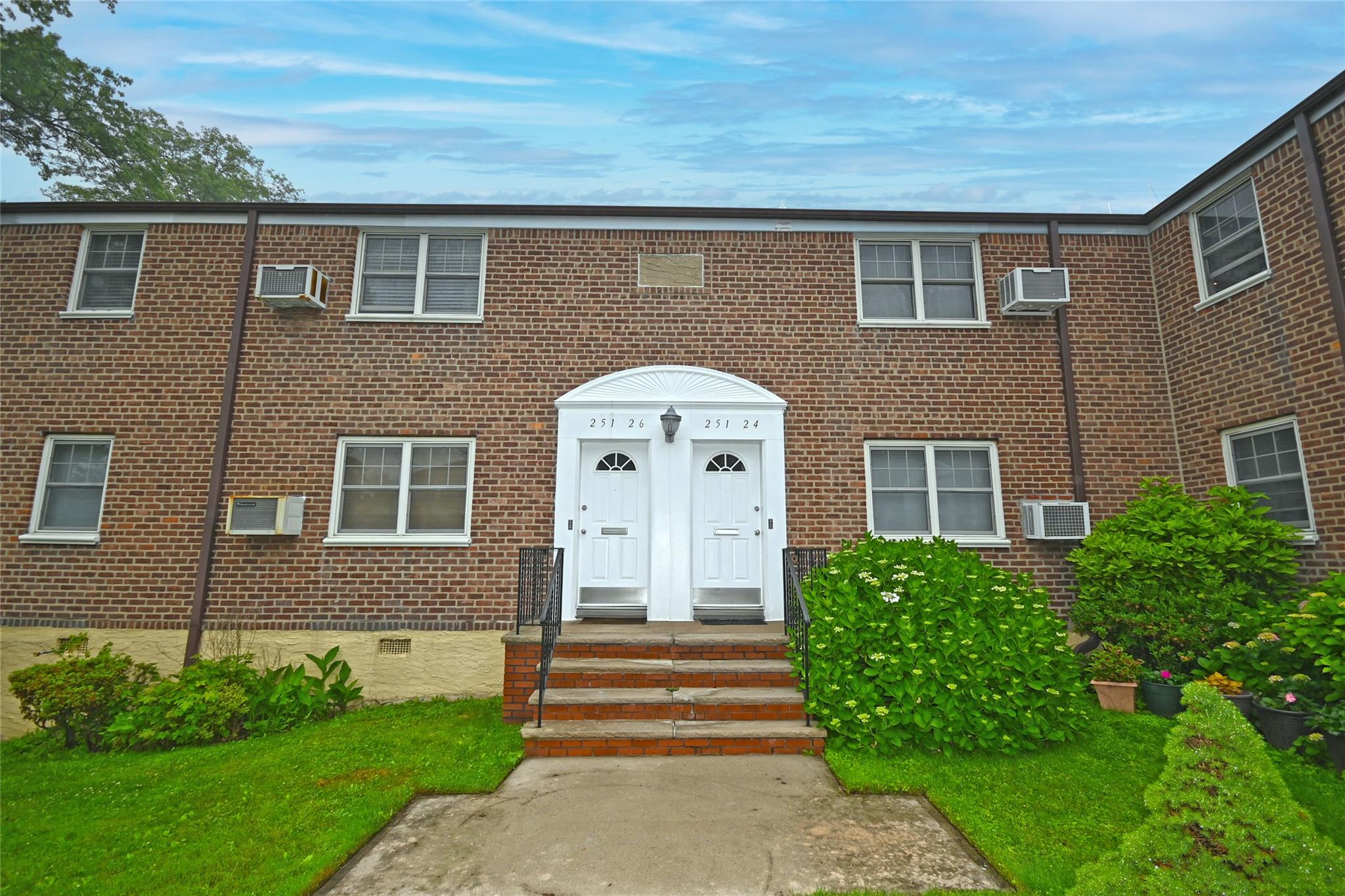 #2 photo, 251-26 58th Avenue, クイーンズ区 Little Neck , NY 11362