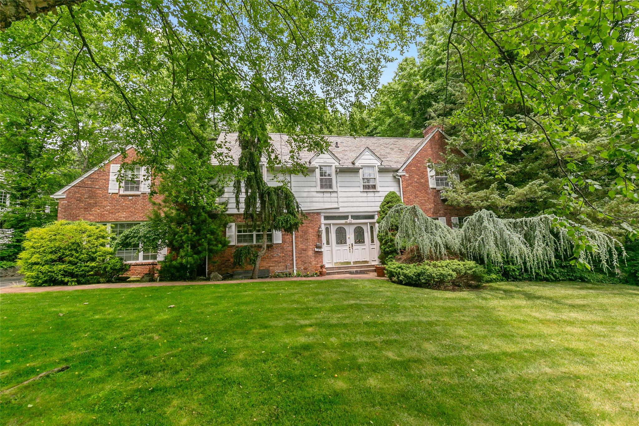 #2 photo, 1 Ravine Road, ナッソー郡 Great Neck , NY 11023