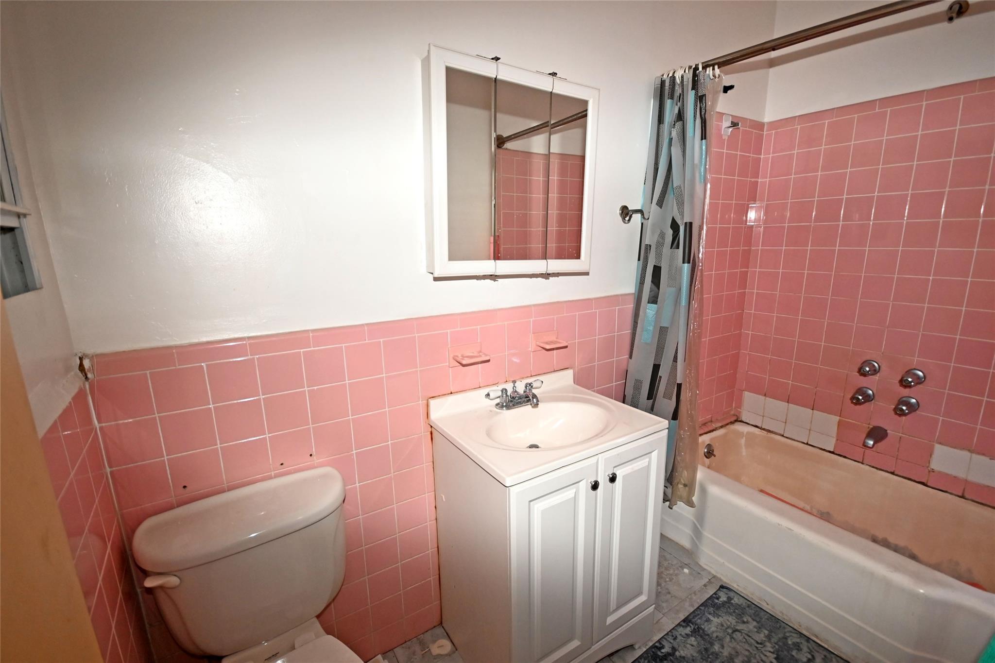 #10 photo, 8231 Woodhaven Boulevard, クイーンズ区 Glendale , NY 11385