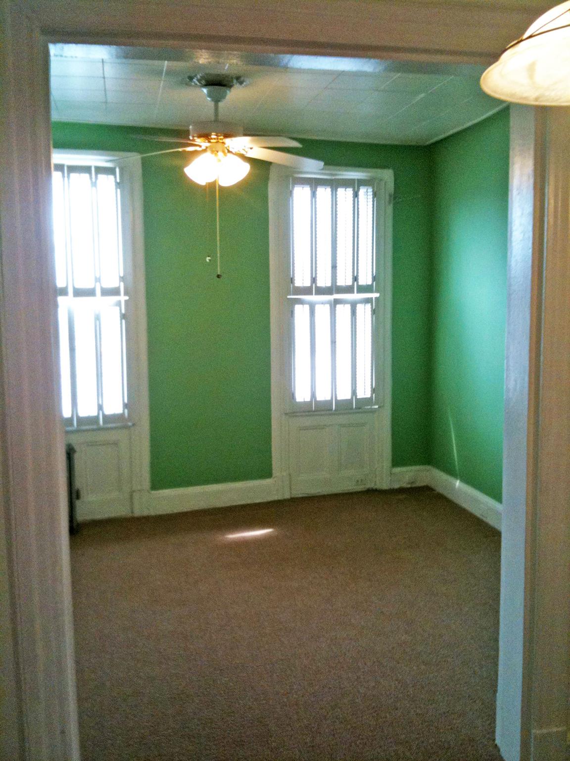 #13 photo, 8231 Woodhaven Boulevard, クイーンズ区 Glendale , NY 11385