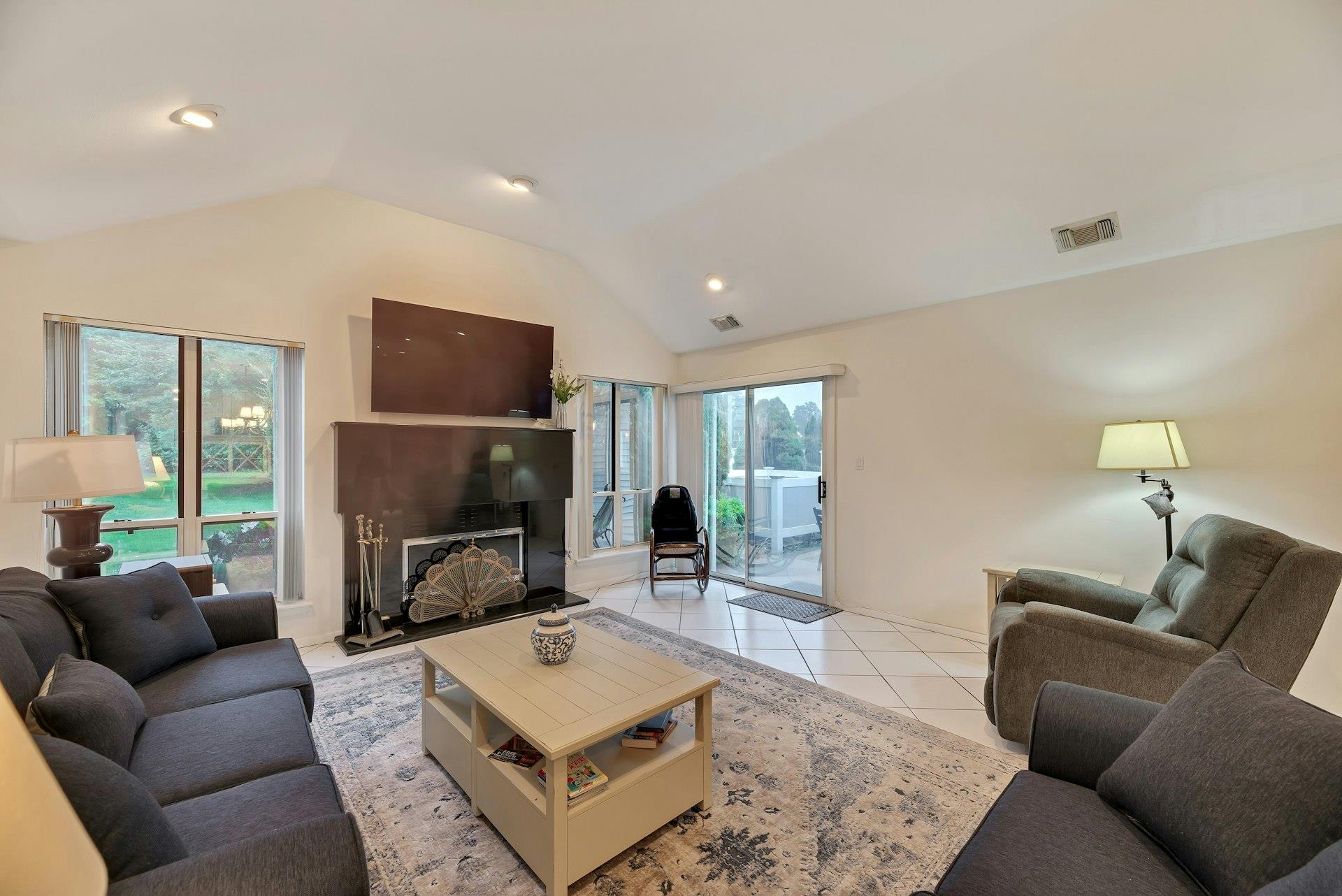 #4 photo, 279 Dockside Court, サフォーク郡 Moriches , NY 11955