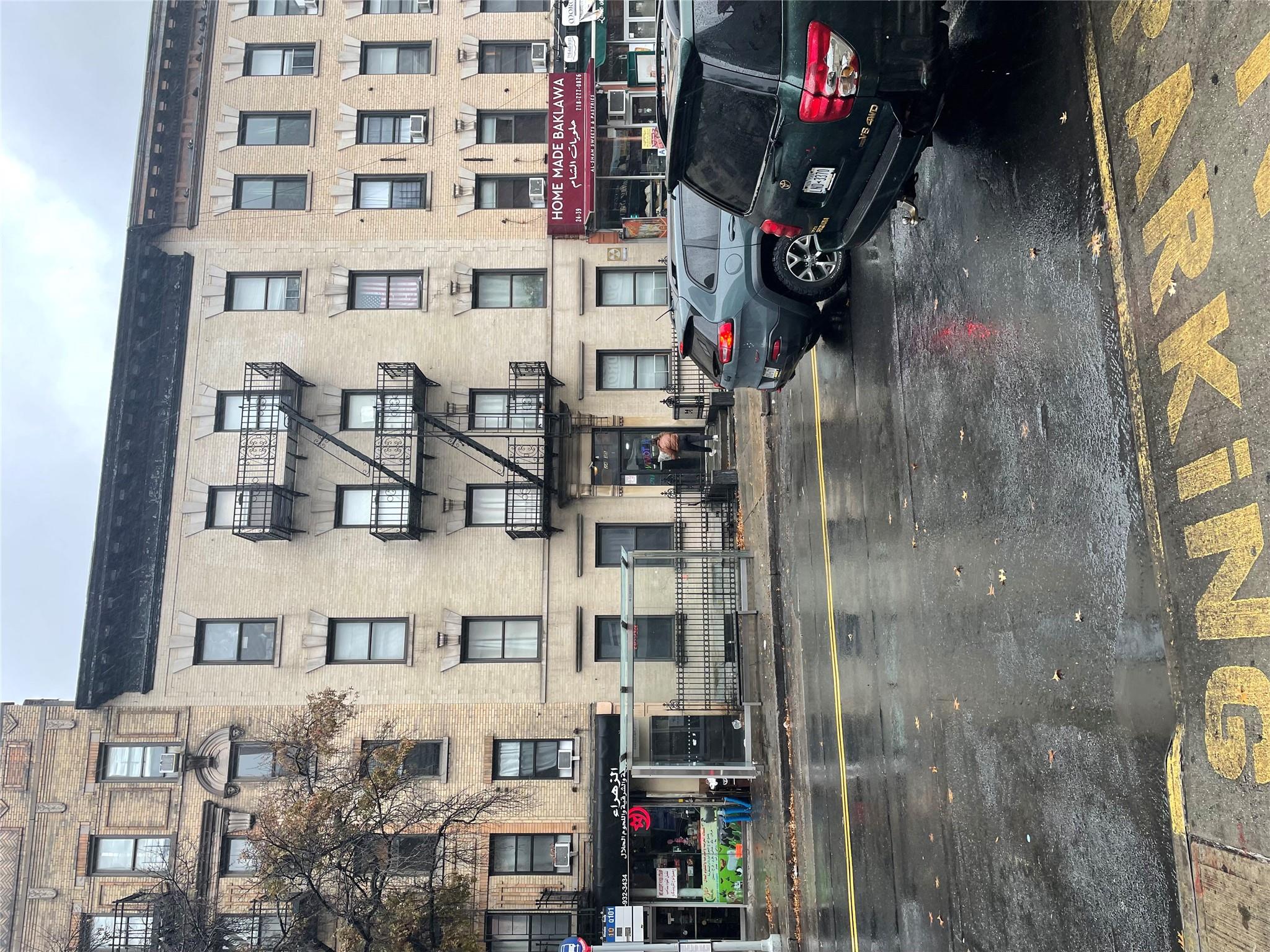 #4 photo, 24-35 Steinway Street, クイーンズ区 Astoria , NY 11103