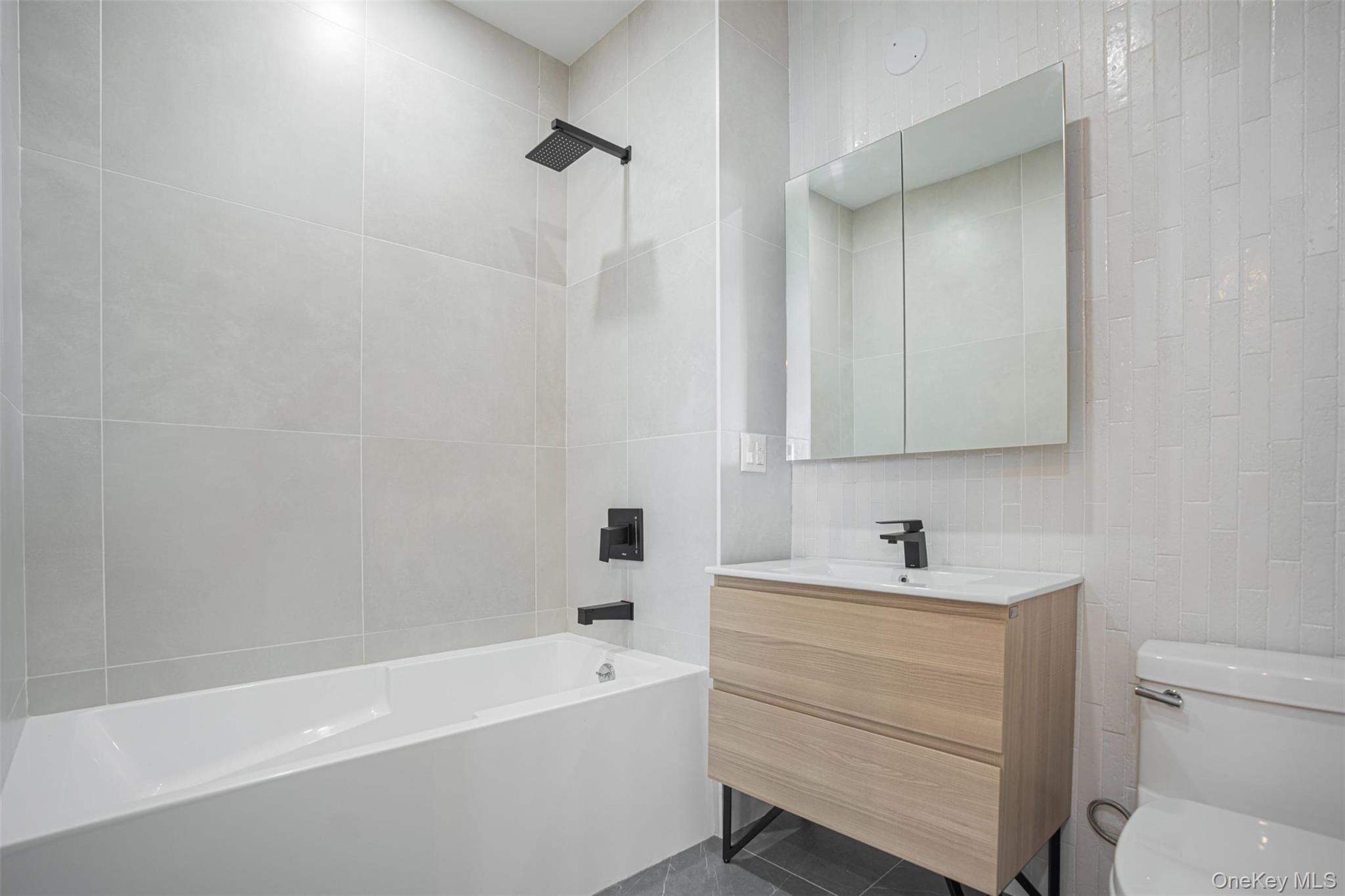 #3 photo, 859 MYRTLE AVENUE, ブルックリン区 Brooklyn , NY 11206