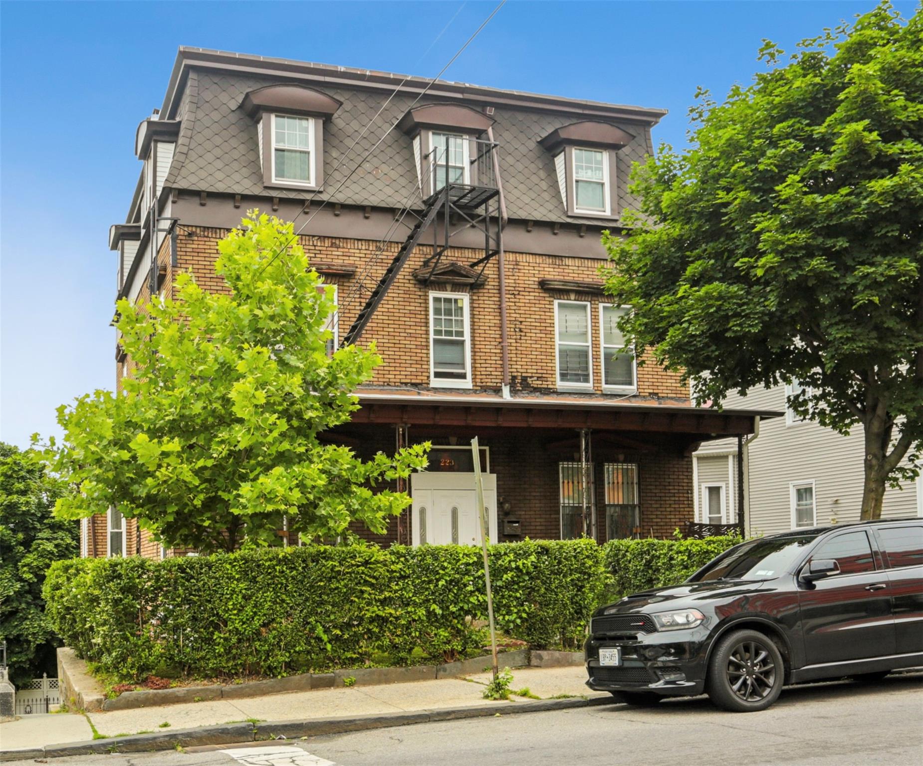 #1 photo, 223 Warburton Avenue, Yonkers , NY 10701