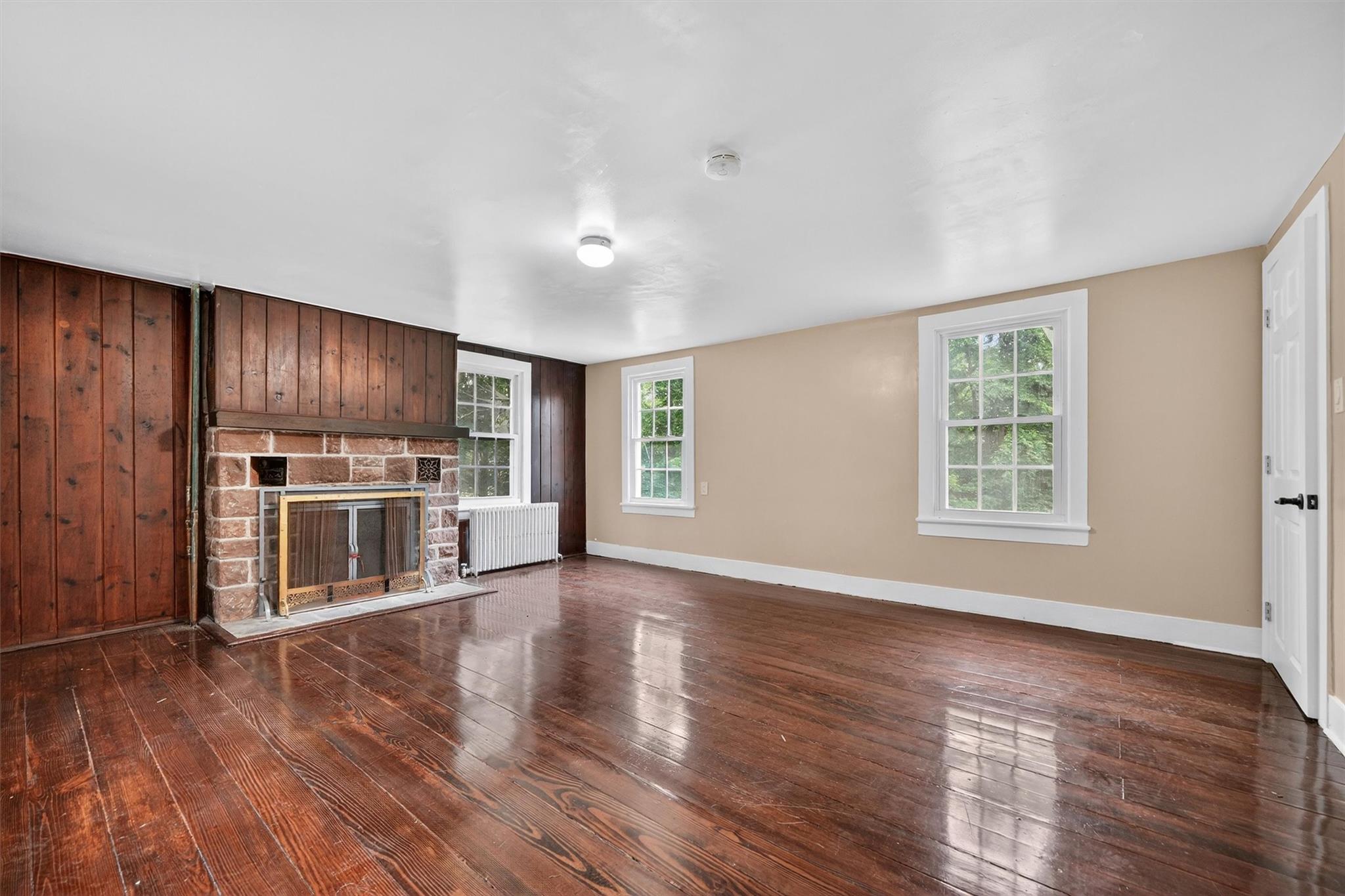 #11 photo, 210 Parrott Road, West Nyack , NY 10994