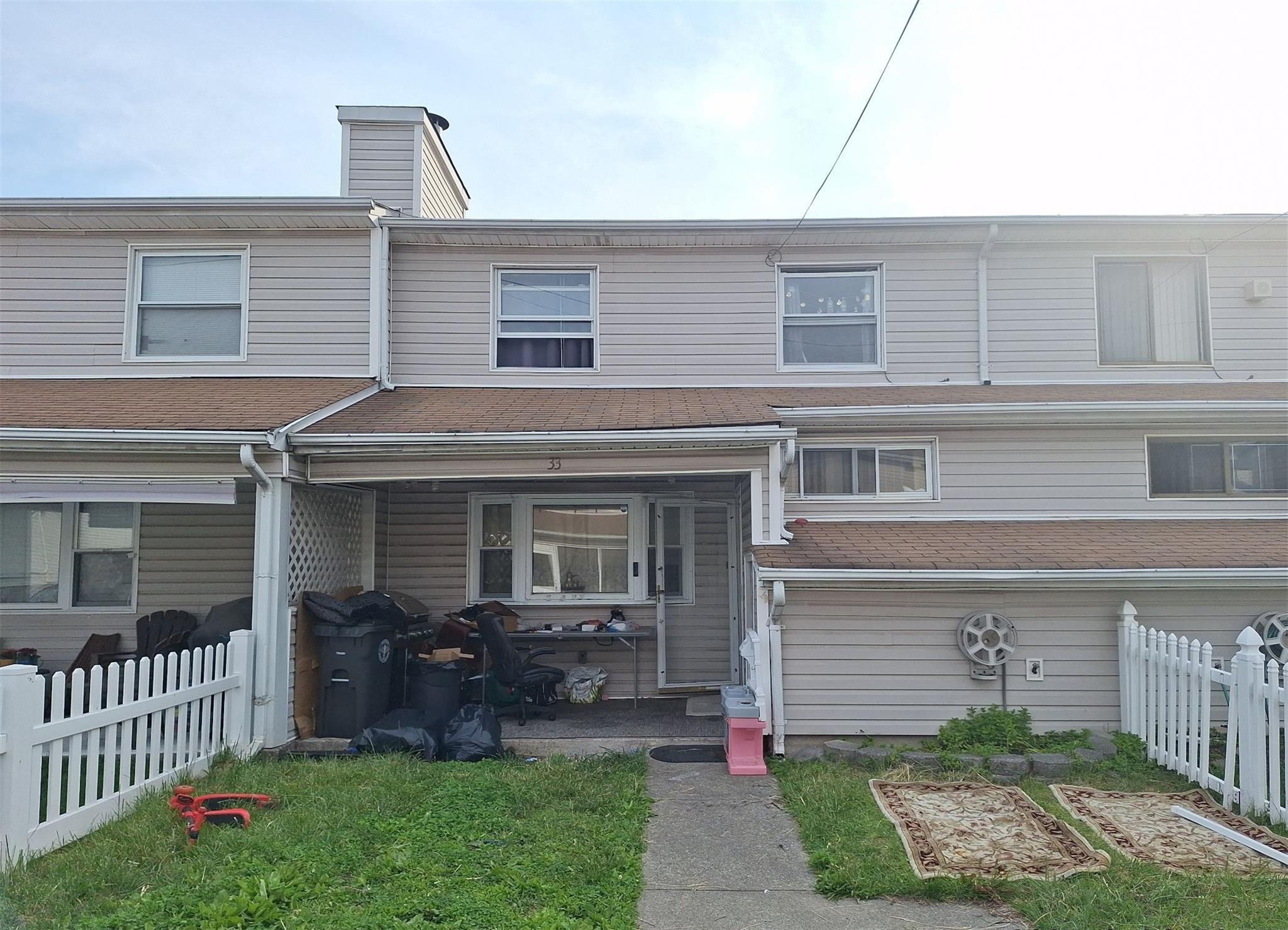 #1 photo, 33 Marc Street, جزيرة ستاتن Staten Island , NY 10314