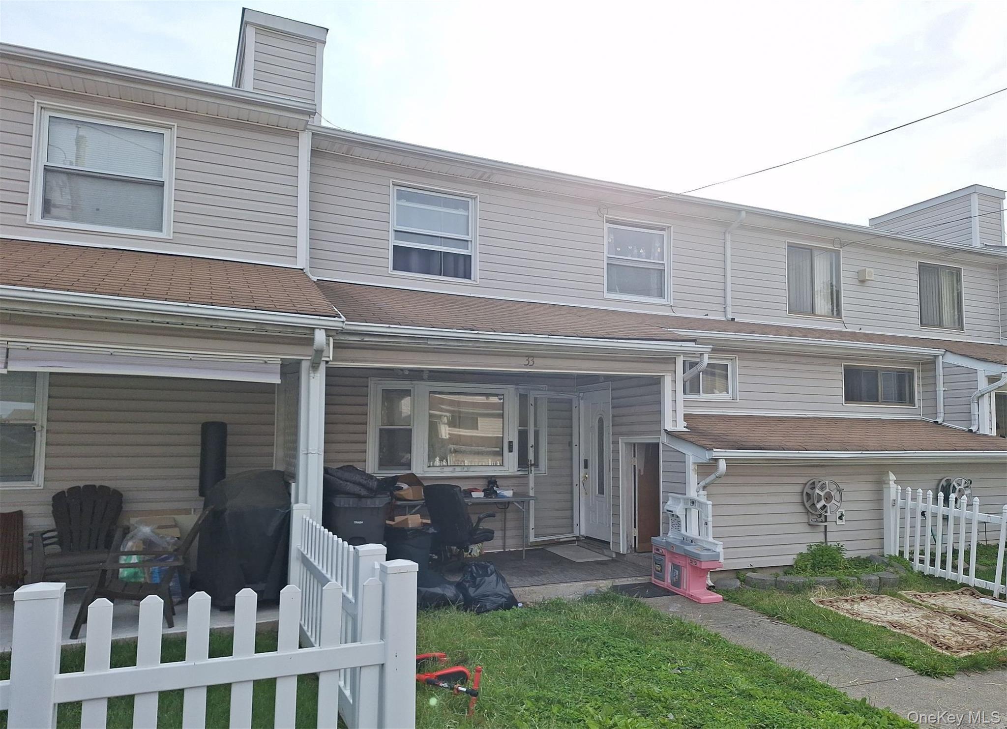 #3 photo, 33 Marc Street, スタテンアイランド Staten Island , NY 10314