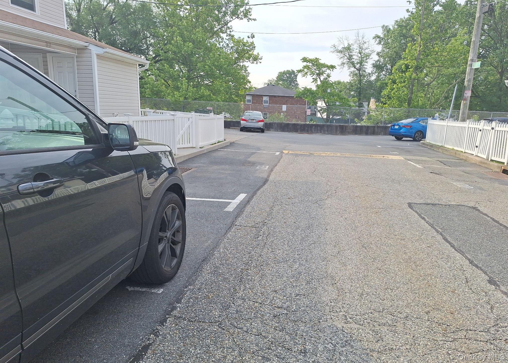 #4 photo, 33 Marc Street, スタテンアイランド Staten Island , NY 10314