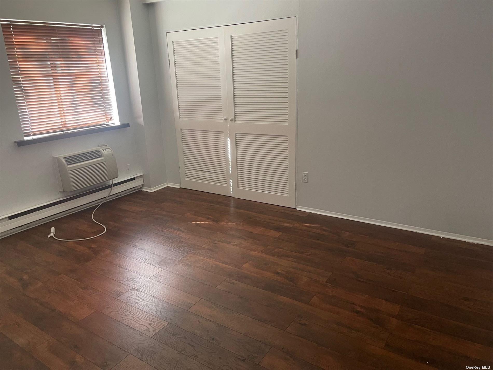 #8 photo, 530 Hudson Avenue, ナッソー郡 Cedarhurst , NY 11516