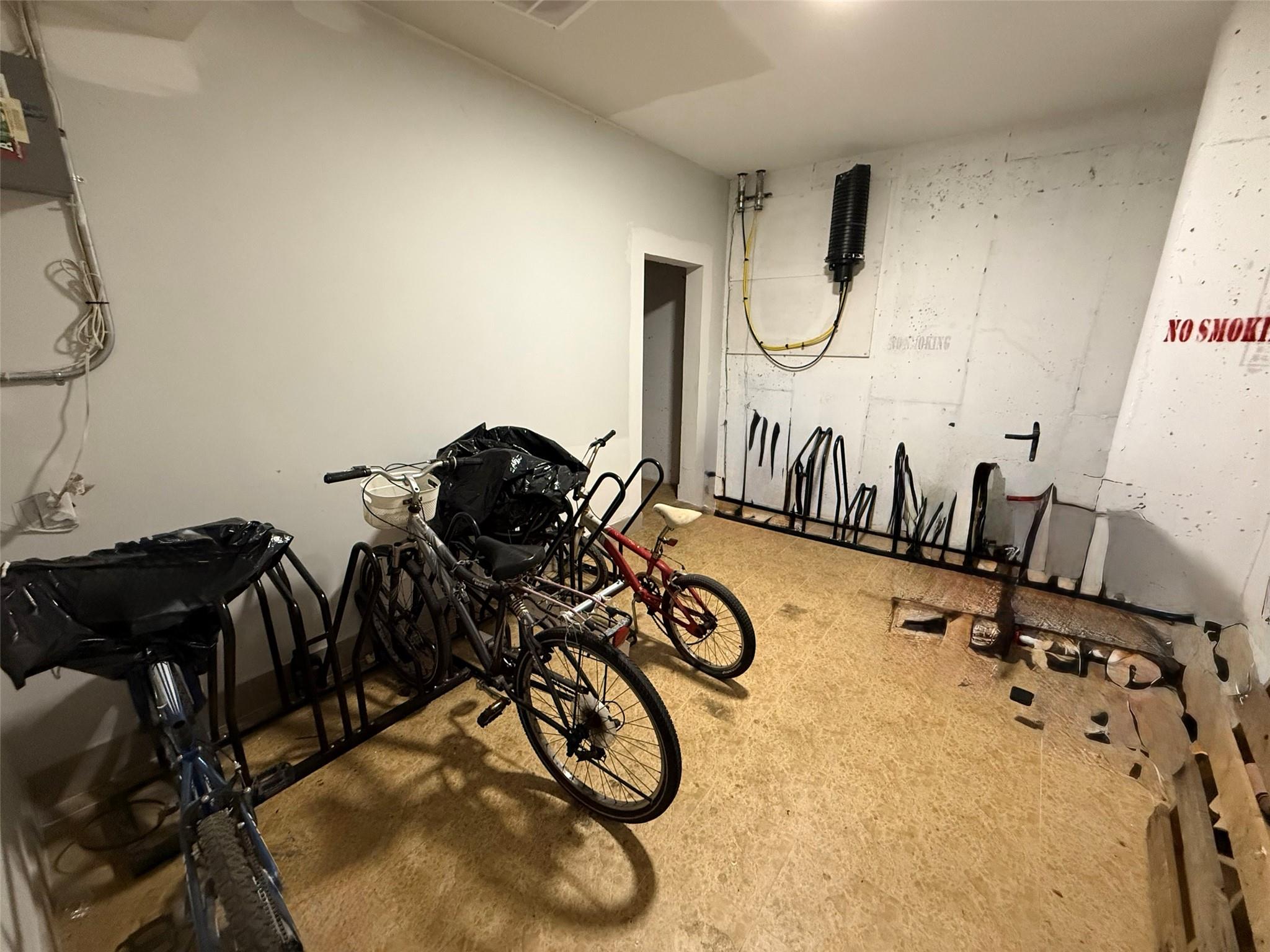 #17 photo, 158-16 79th Avenue, クイーンズ区 Fresh Meadows , NY 11366