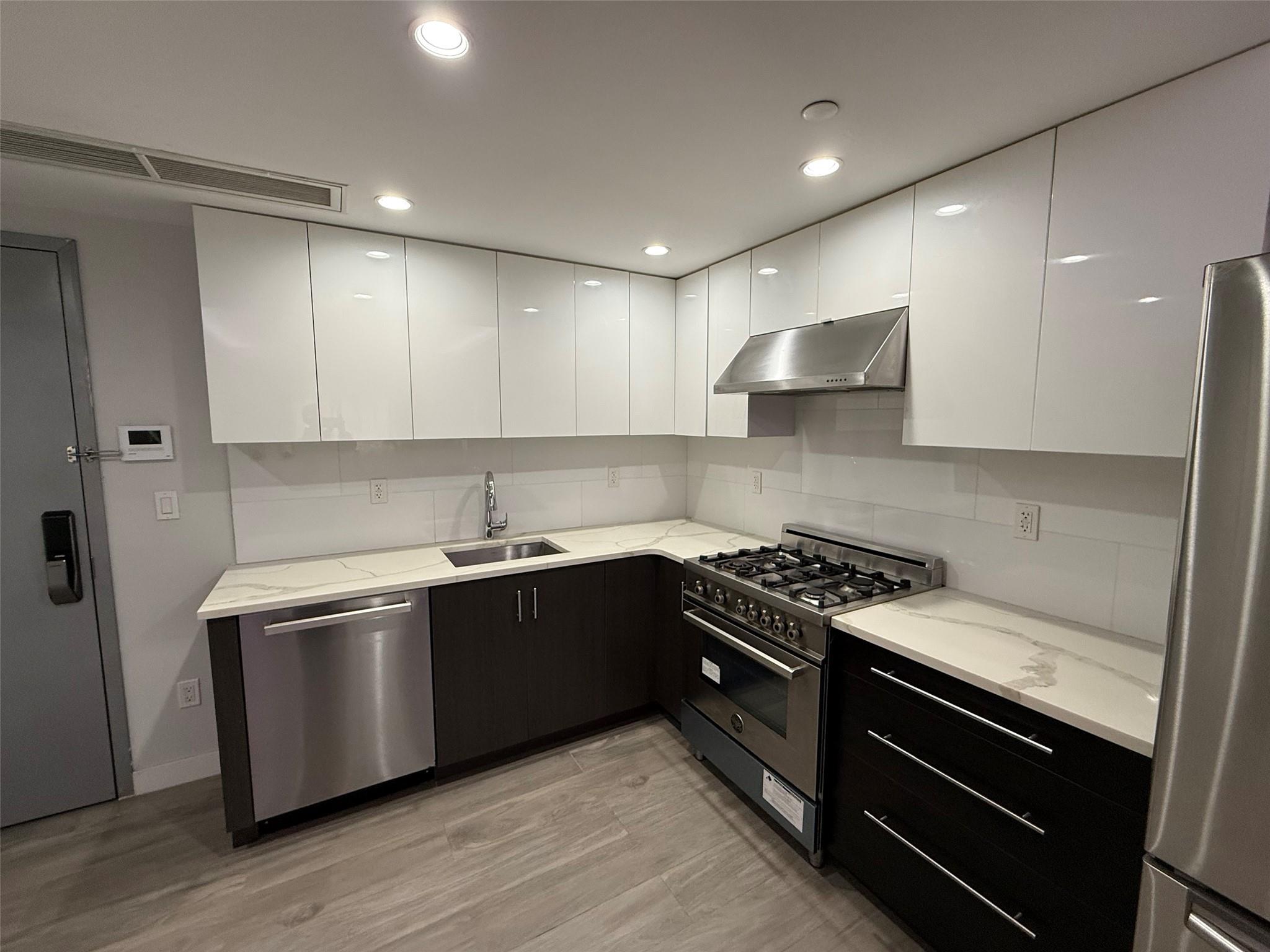 #8 photo, 158-16 79th Avenue, クイーンズ区 Fresh Meadows , NY 11366