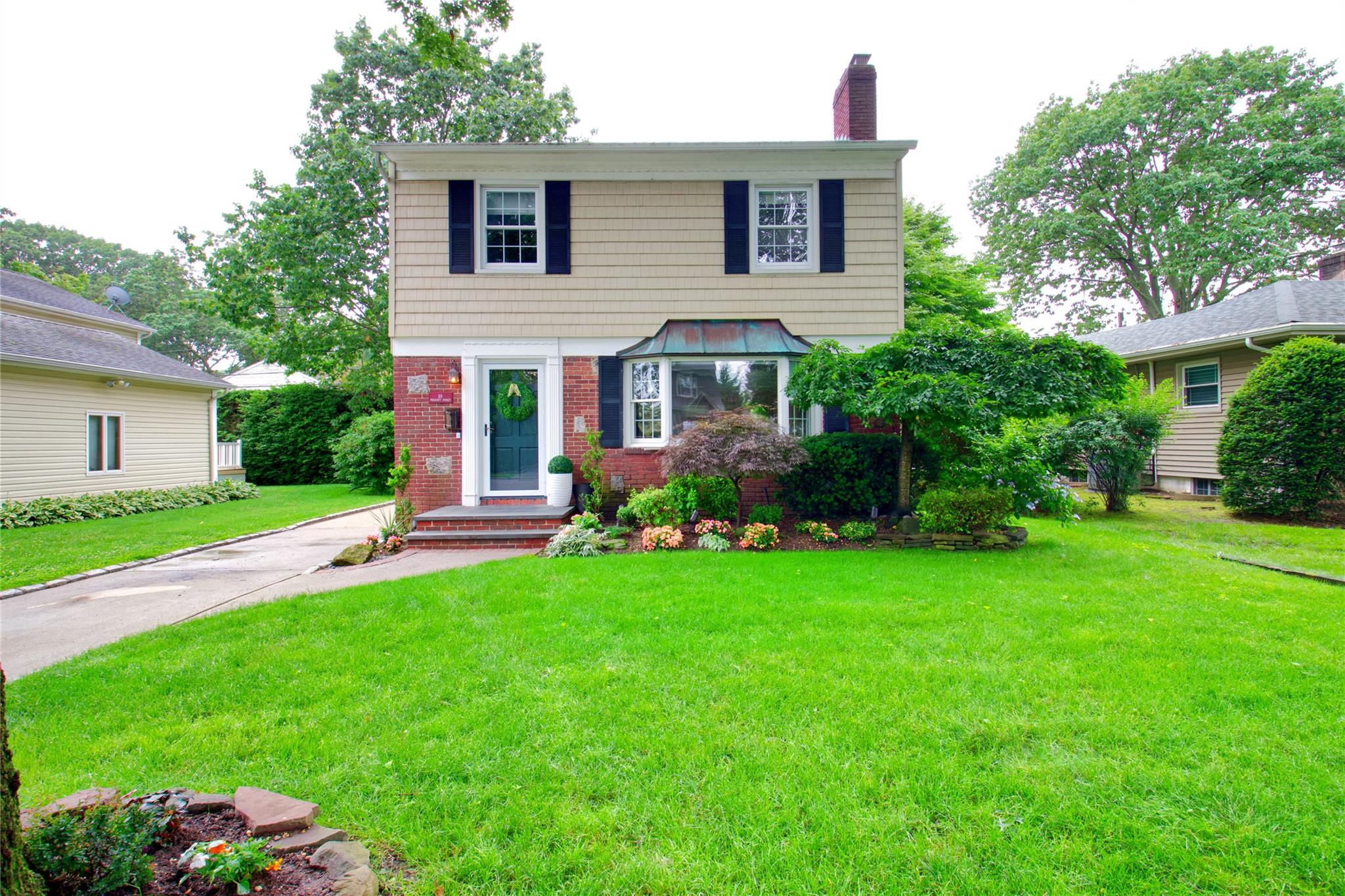 #1 photo, 30 Prescott Street, Garden City , NY 11530